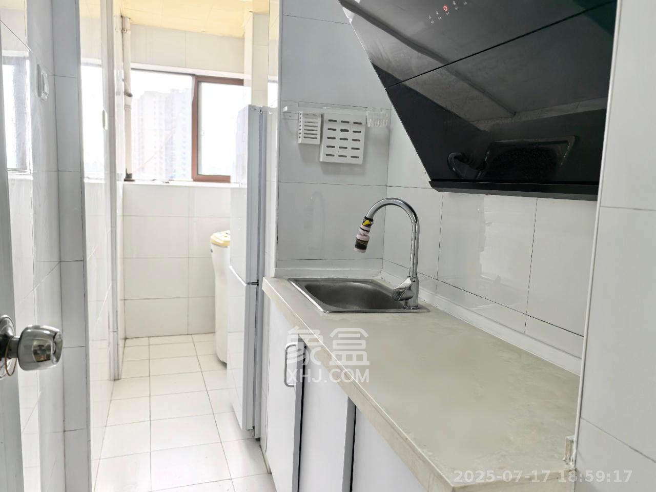 观湖苑（长沙映像)  3室2厅1卫    2600.0元/月室内图