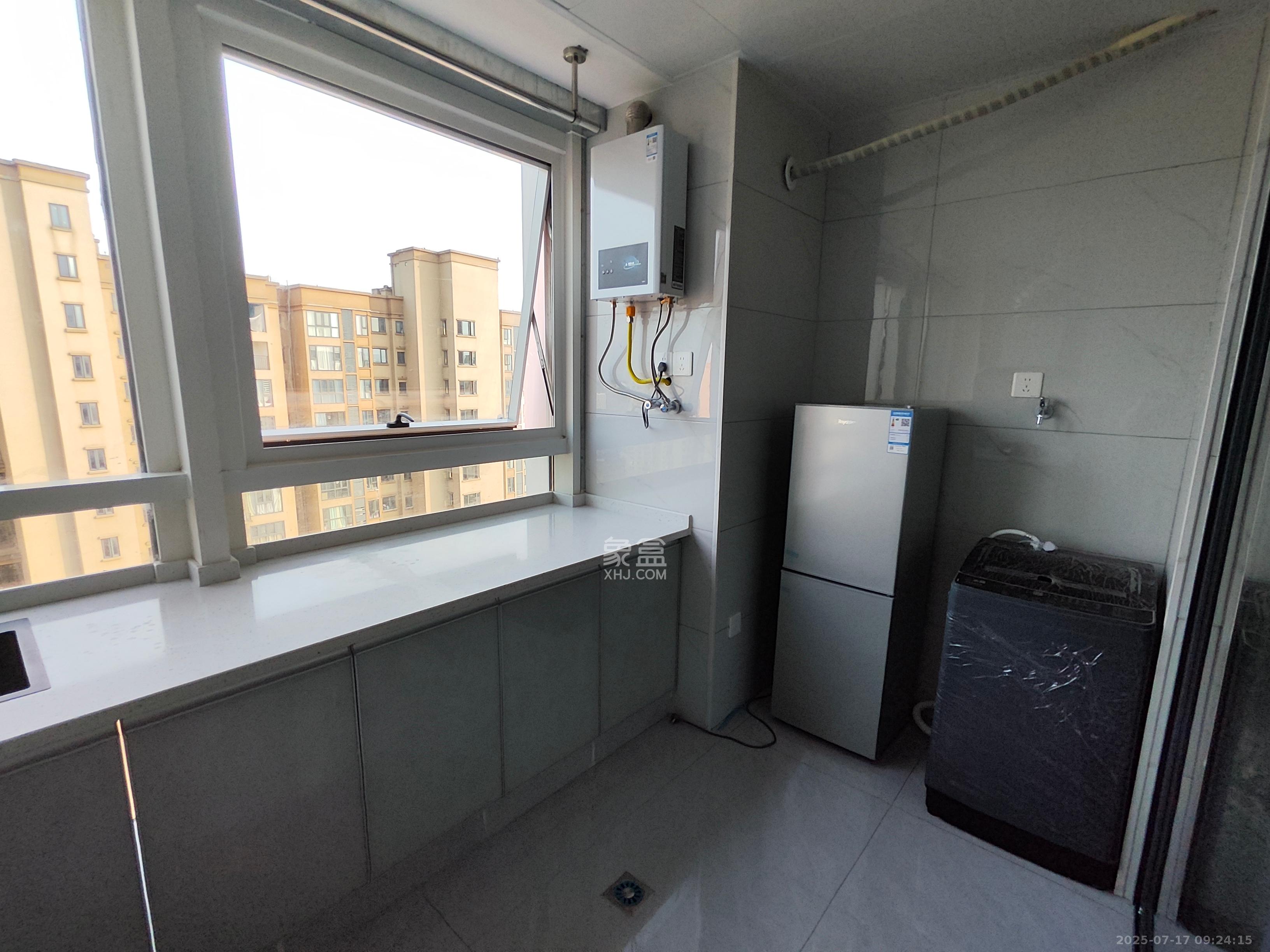 中建嘉和城  1室1厅1卫   1500.00元/月室内图