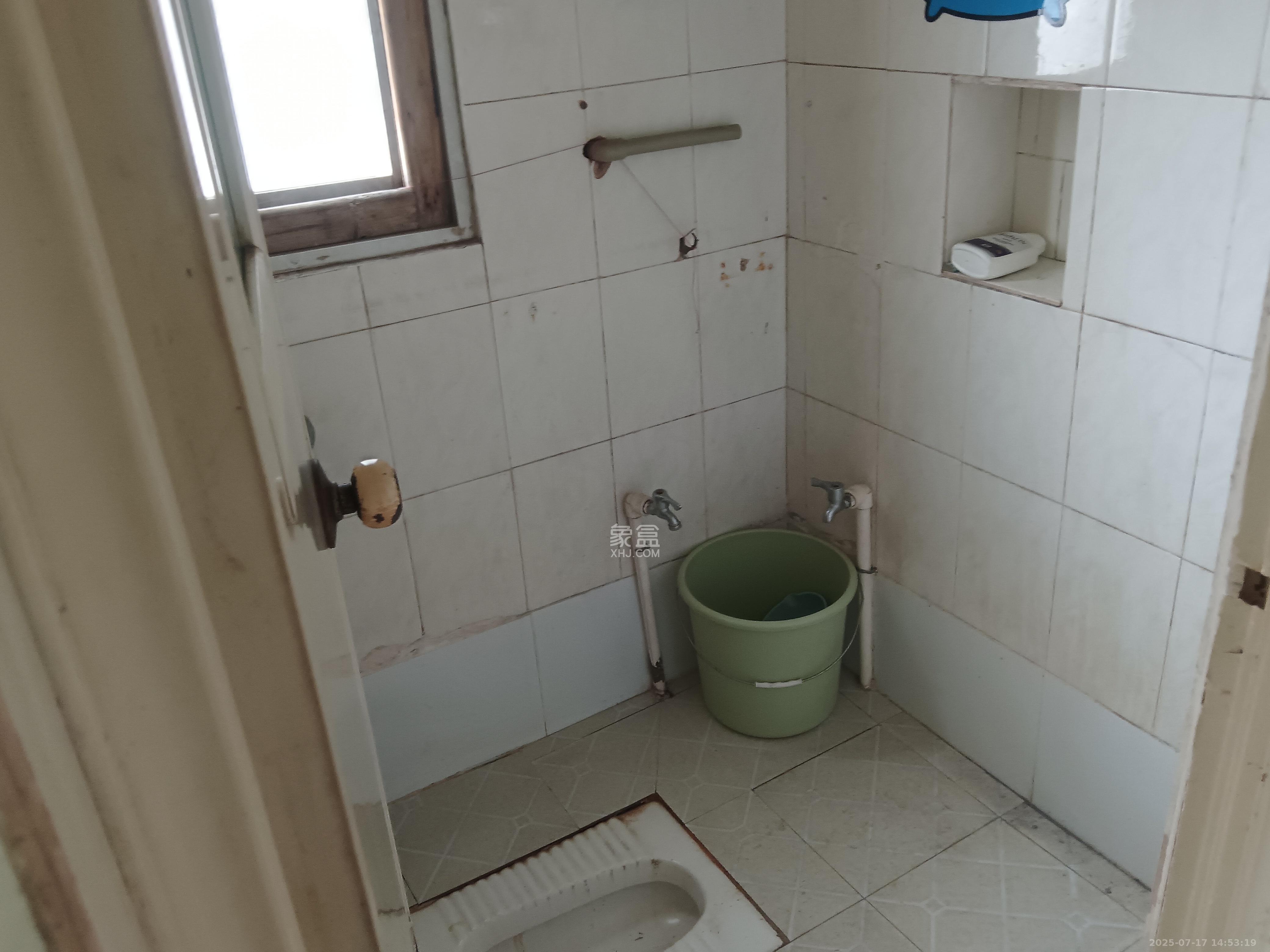 曙光路综合楼  2室1厅1卫   1200.00元/月室内图