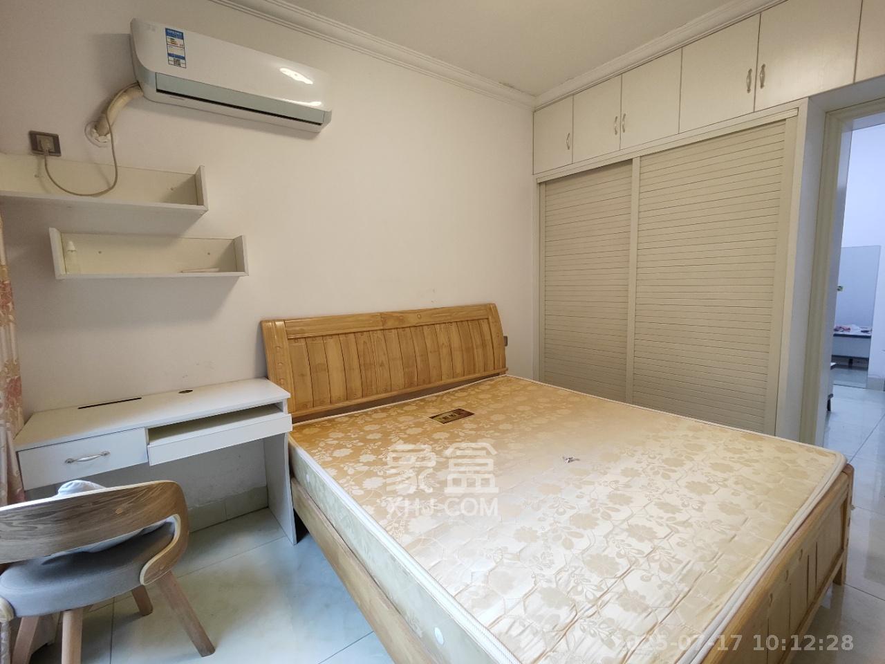 达美D6区  1室1厅1卫   1600.00元/月室内图