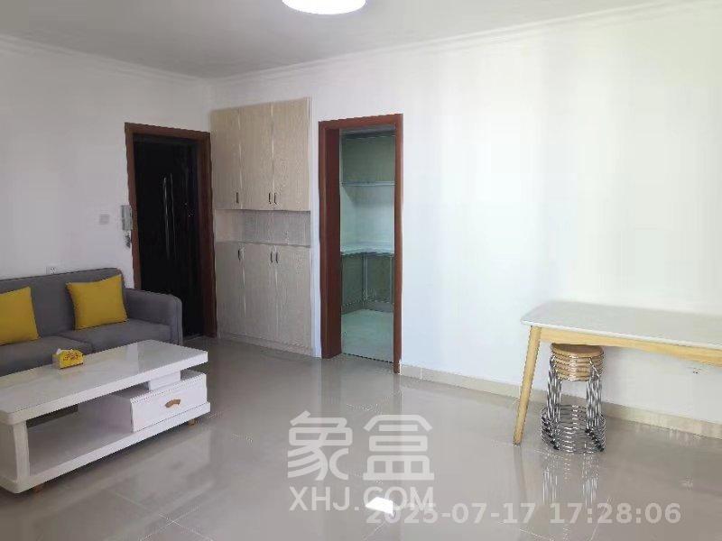 长沙卷烟厂高层小区  3室2厅1卫   2600.00元/月室内图
