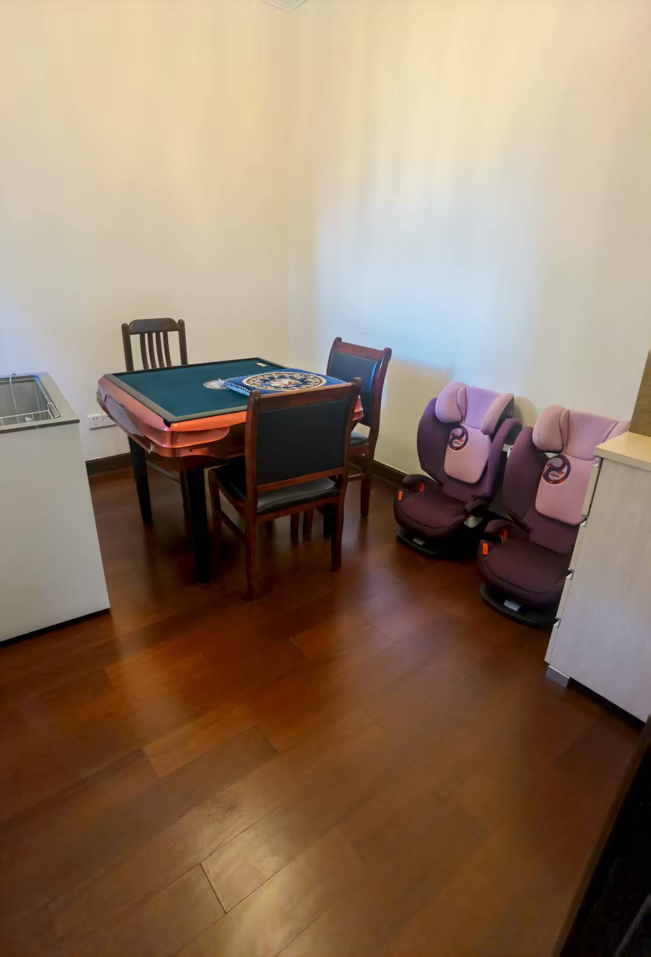 恒大绿洲 3室2厅1卫 1700.0元/月 恒大绿洲 3室2厅1卫 1700.0元/月室内图