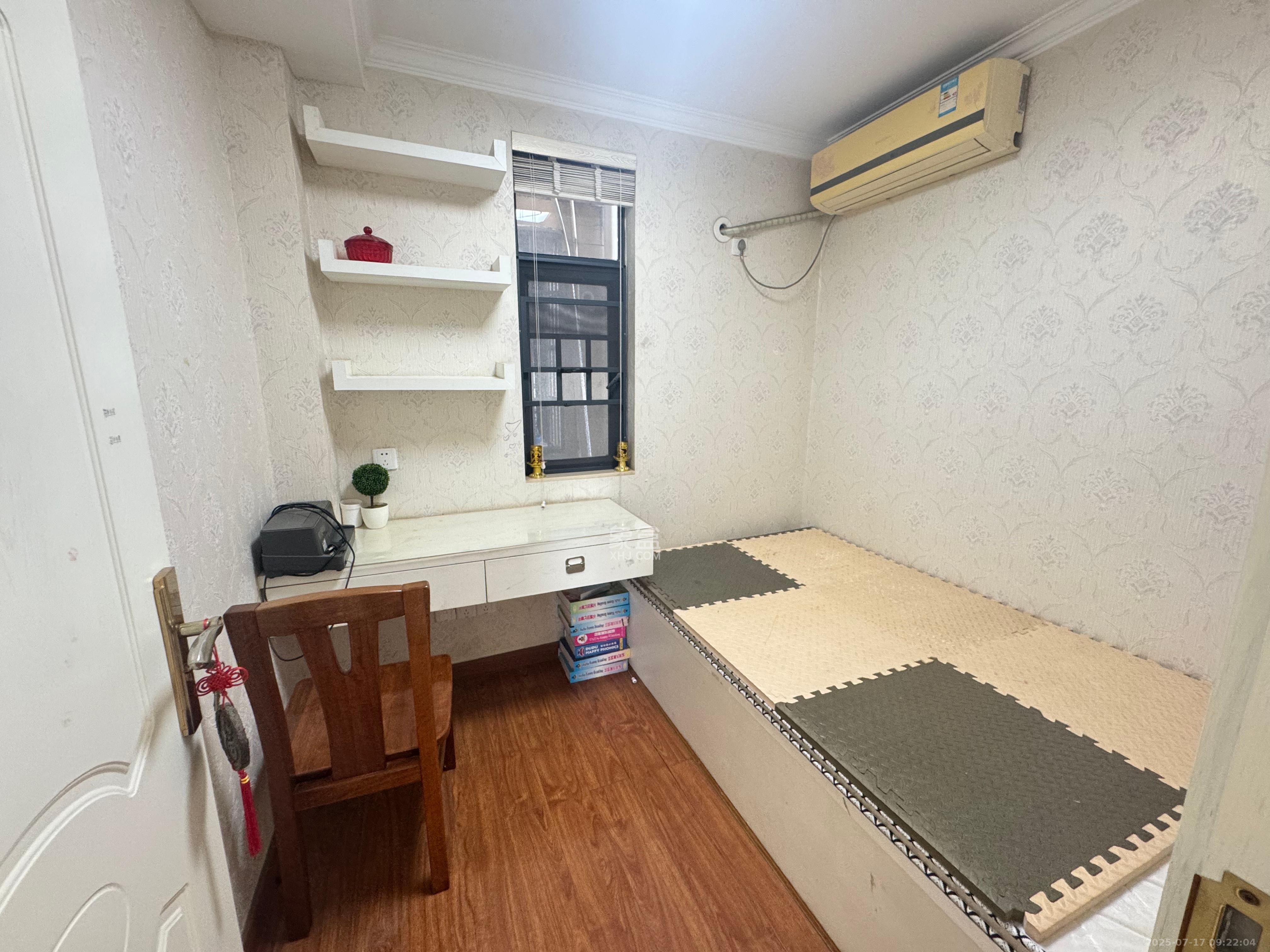 锦绣世纪  3室2厅1卫   2600.00元/月室内图