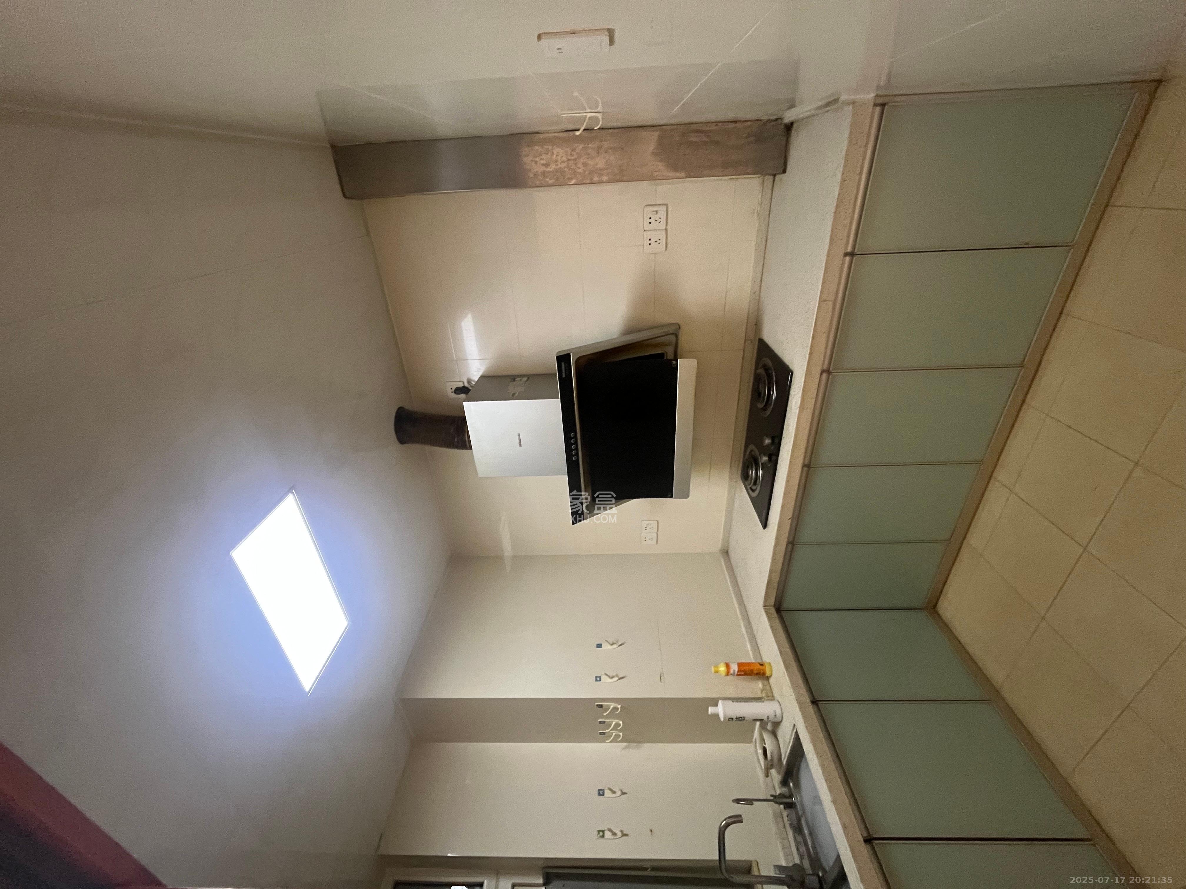 星城荣域  2室2厅2卫   2700.00元/月室内图