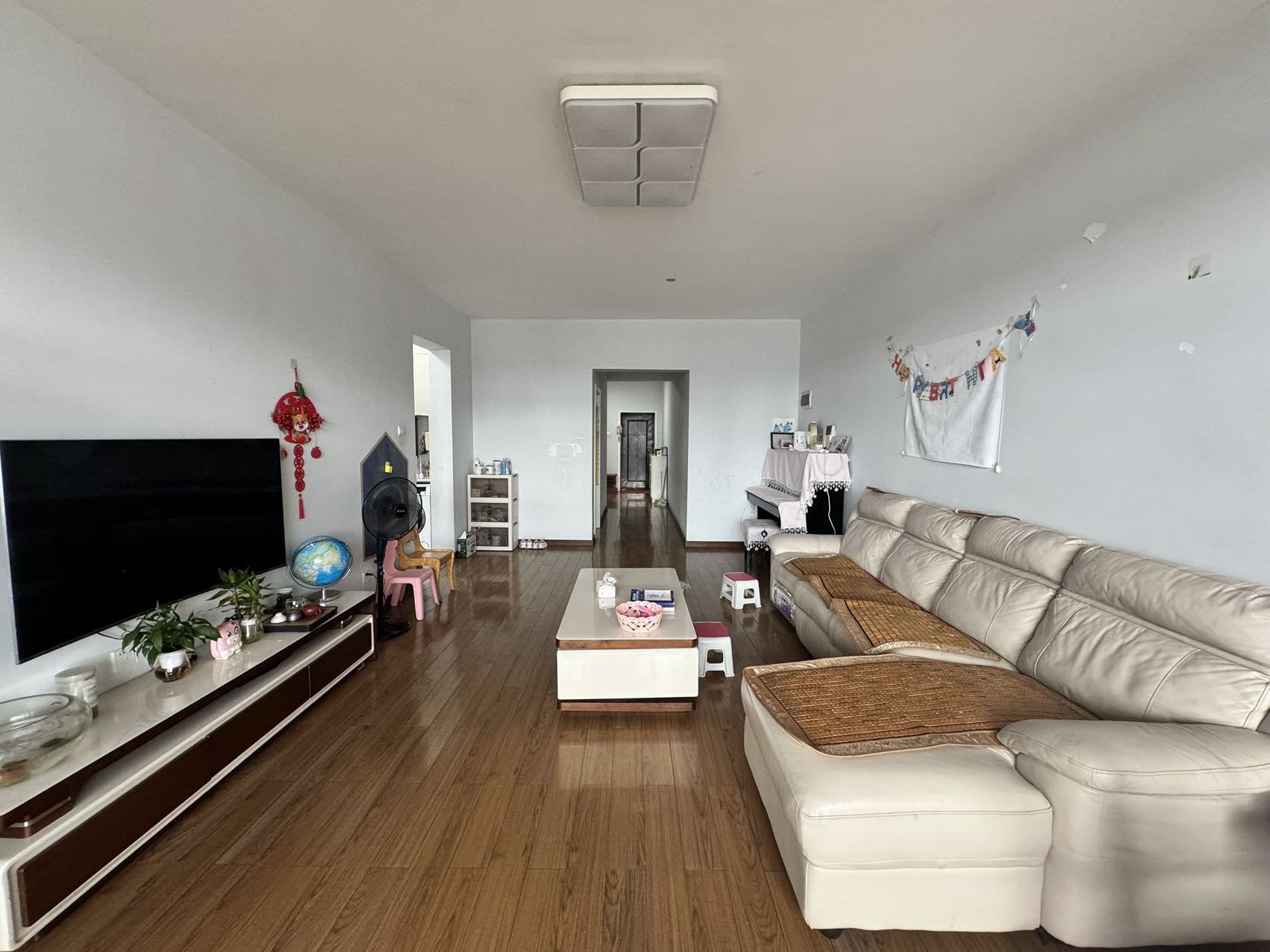 耀华锦园 3室2厅1卫 58.0万 耀华锦园 3室2厅1卫 58.0万室内图