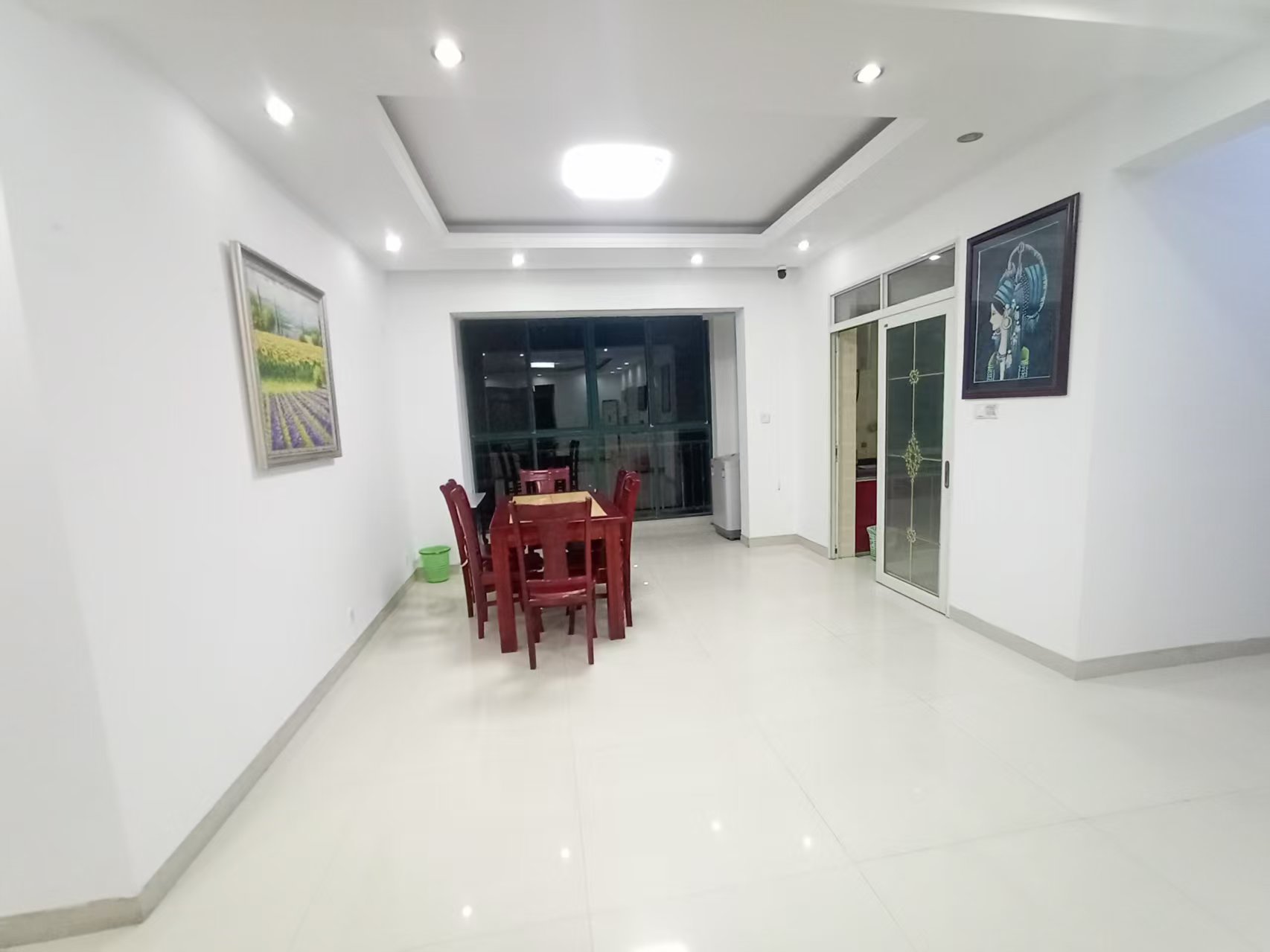 经世皇城 4室2厅3卫 96.8万 经世皇城 4室2厅3卫 96.8万室内图