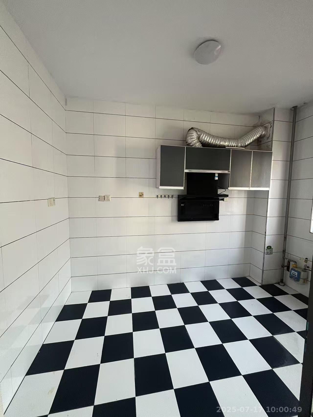 友谊嘉园  4室2厅1卫    3000.0元/月 友谊嘉园  4室2厅1卫    3000.0元/月室内图