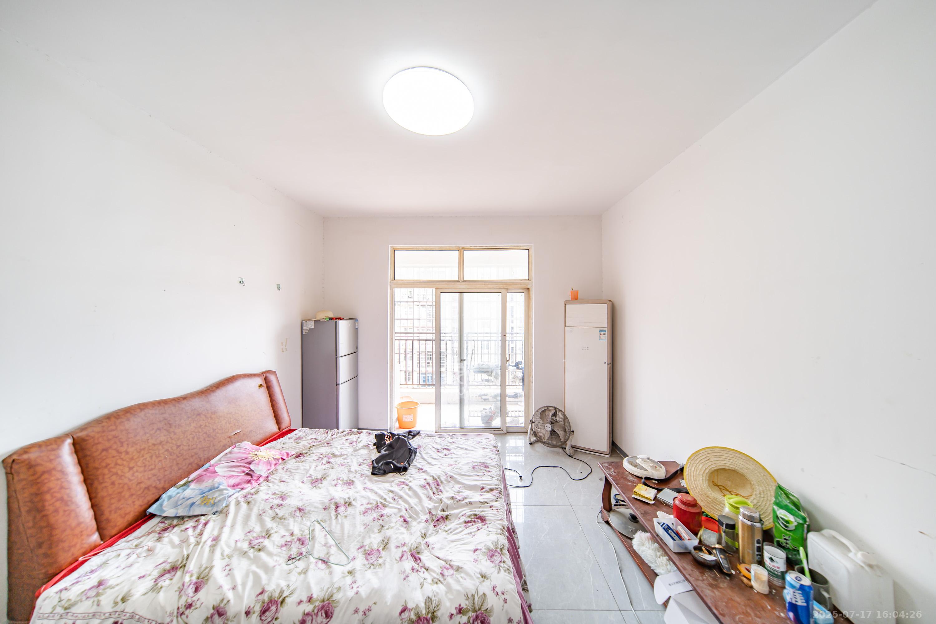 洋湖景园  2室1厅1卫    56.0万 洋湖景园  2室1厅1卫    56.0万