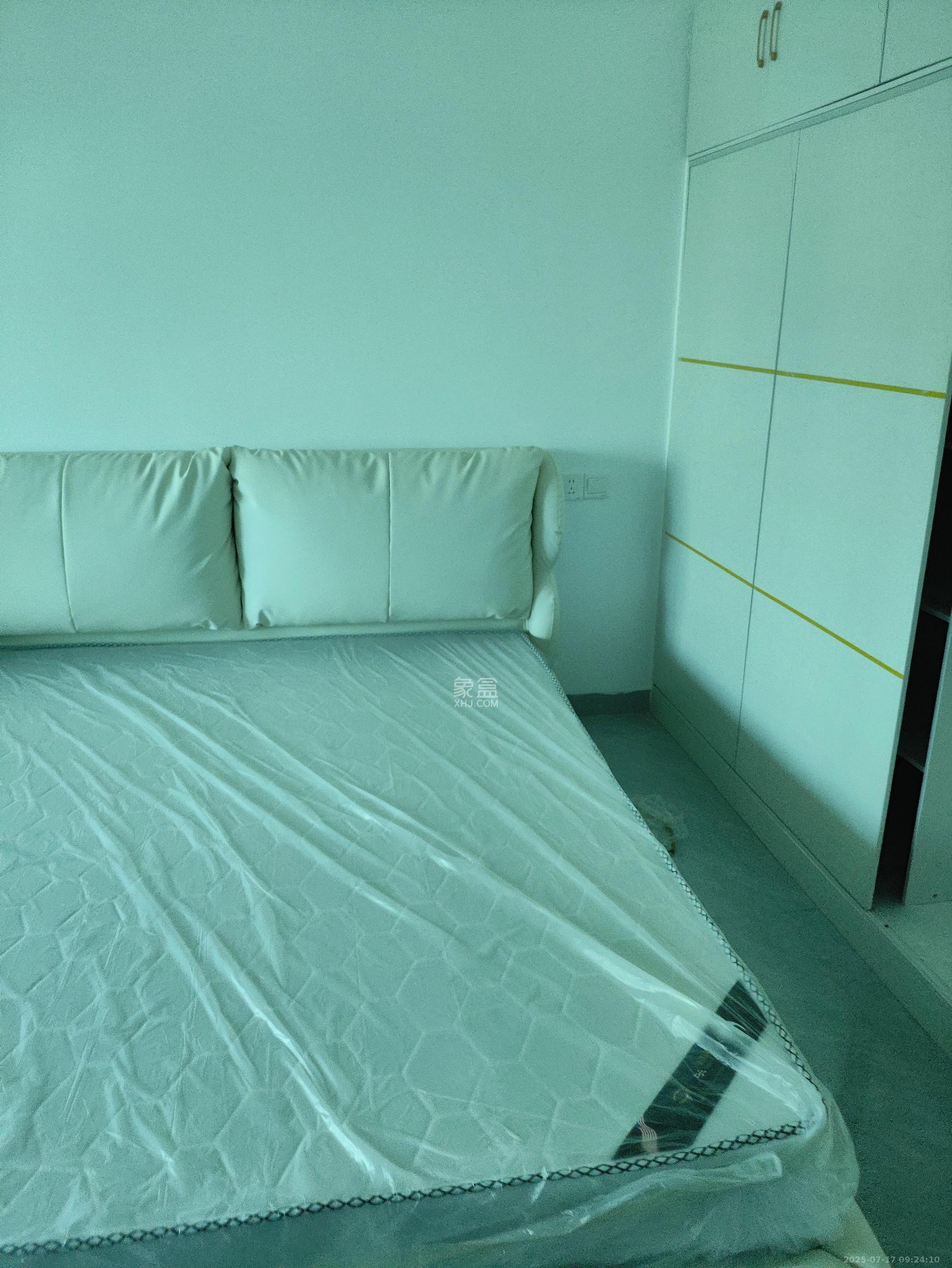 中建嘉和城  1室1厅1卫   1500.00元/月室内图