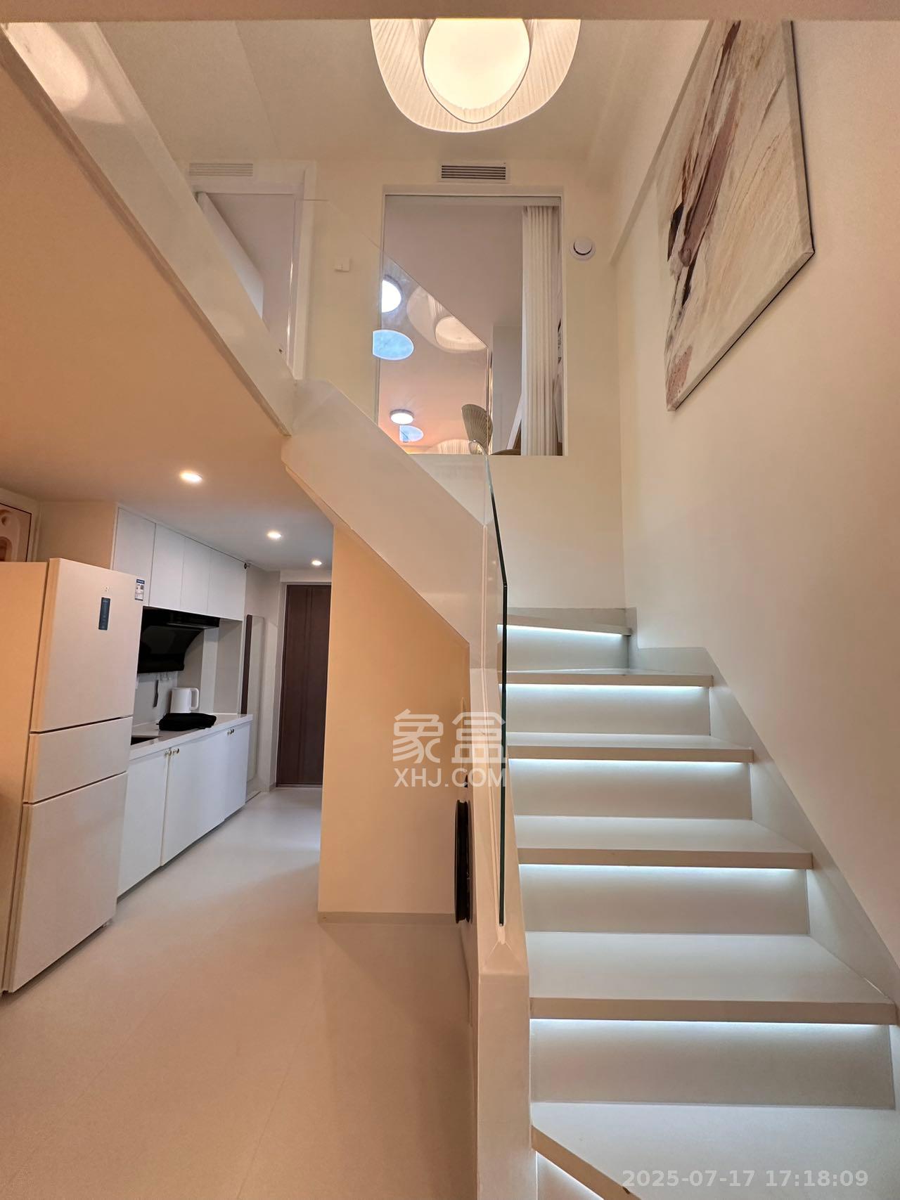 卓越中寰 2室1厅1卫 3000.0元/月 卓越中寰 2室1厅1卫 3000.0元/月室内图