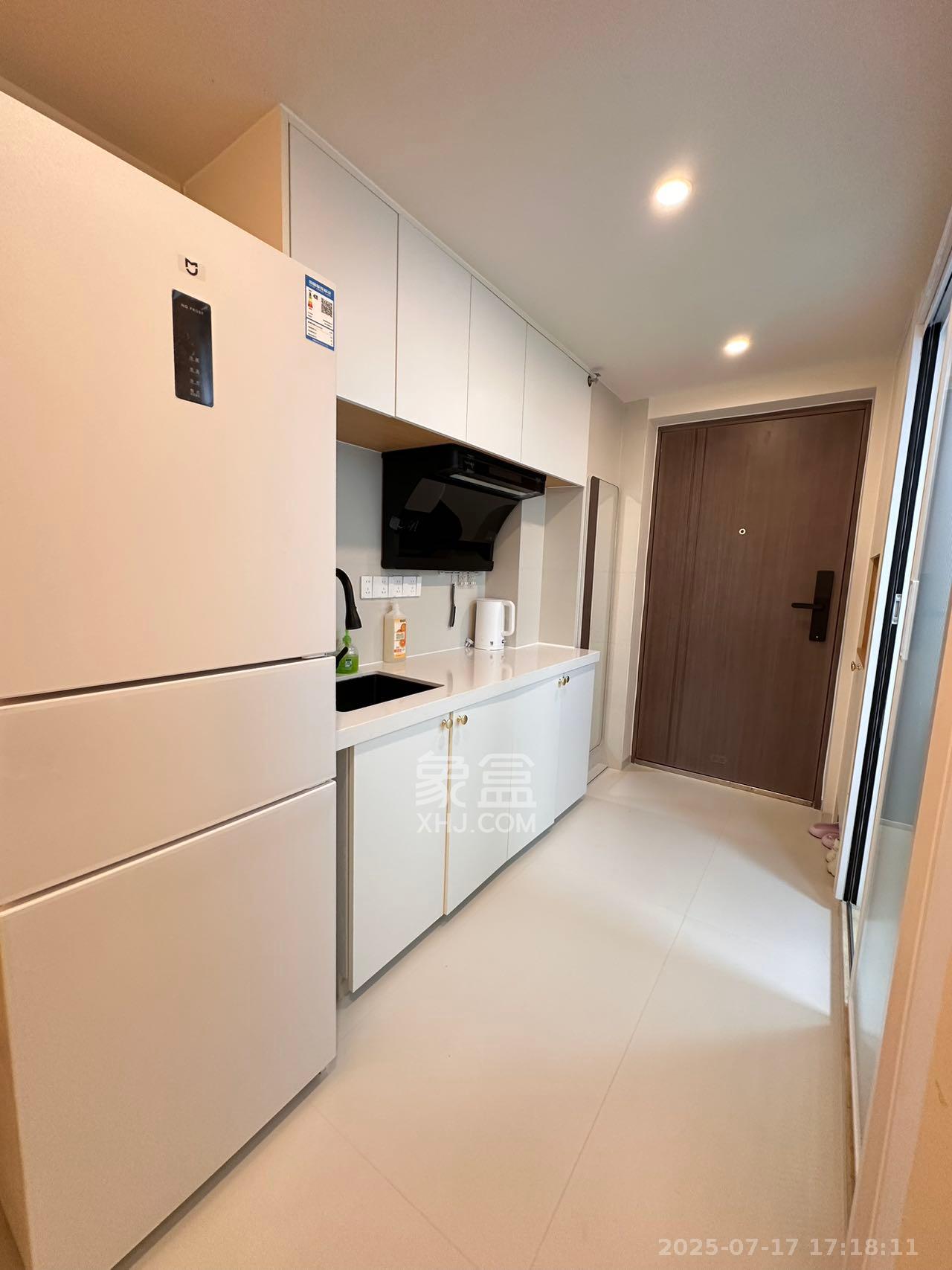 卓越中寰 2室1厅1卫 3000.0元/月 卓越中寰 2室1厅1卫 3000.0元/月室内图