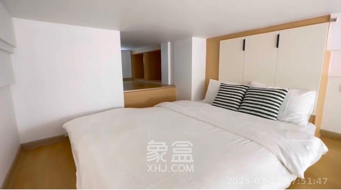 保利天禧EF区  1室1厅1卫   1900.00元/月室内图