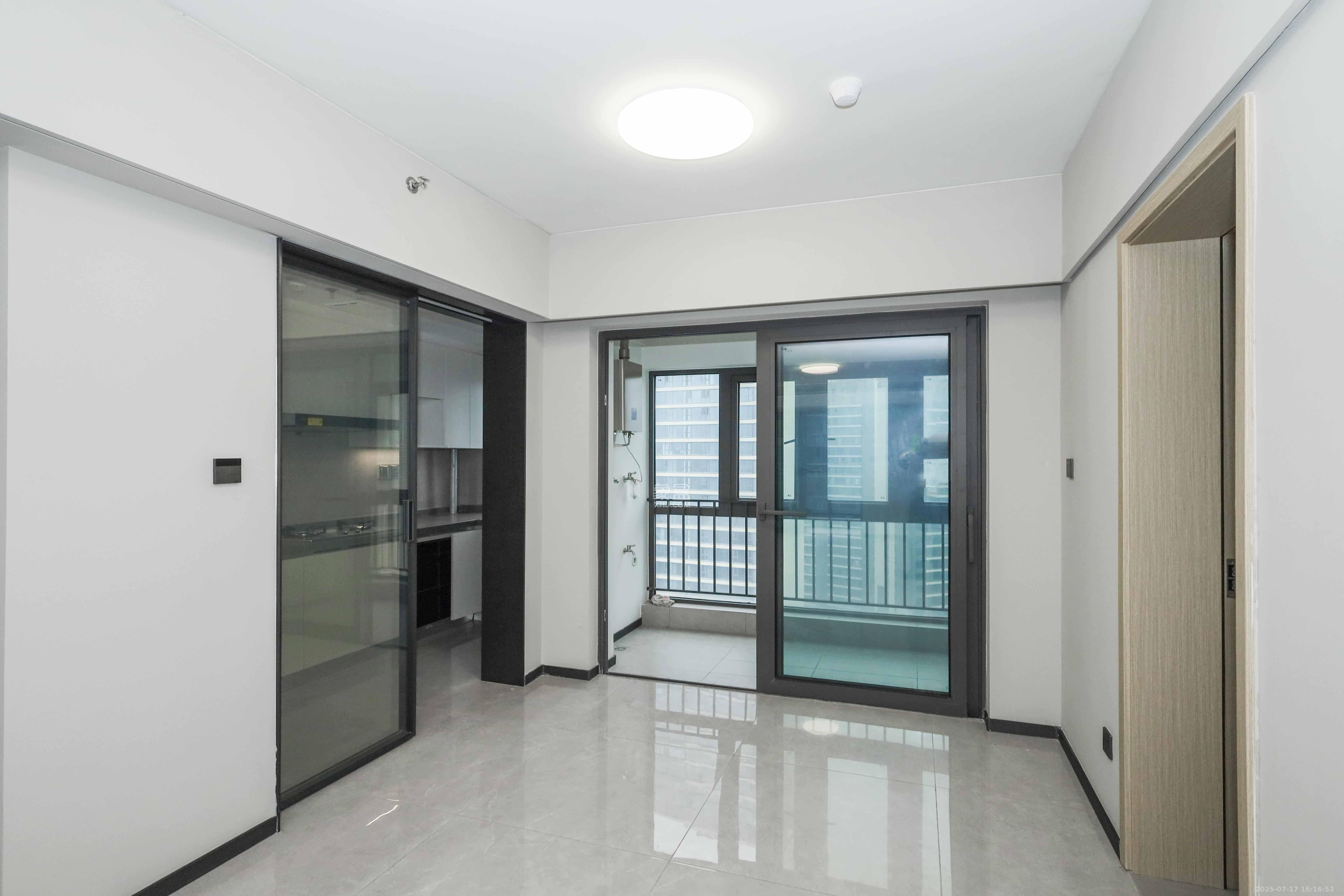 时代梅溪领峰 4室2厅2卫 3200.0元/月 时代梅溪领峰 4室2厅2卫 3200.0元/月室内图