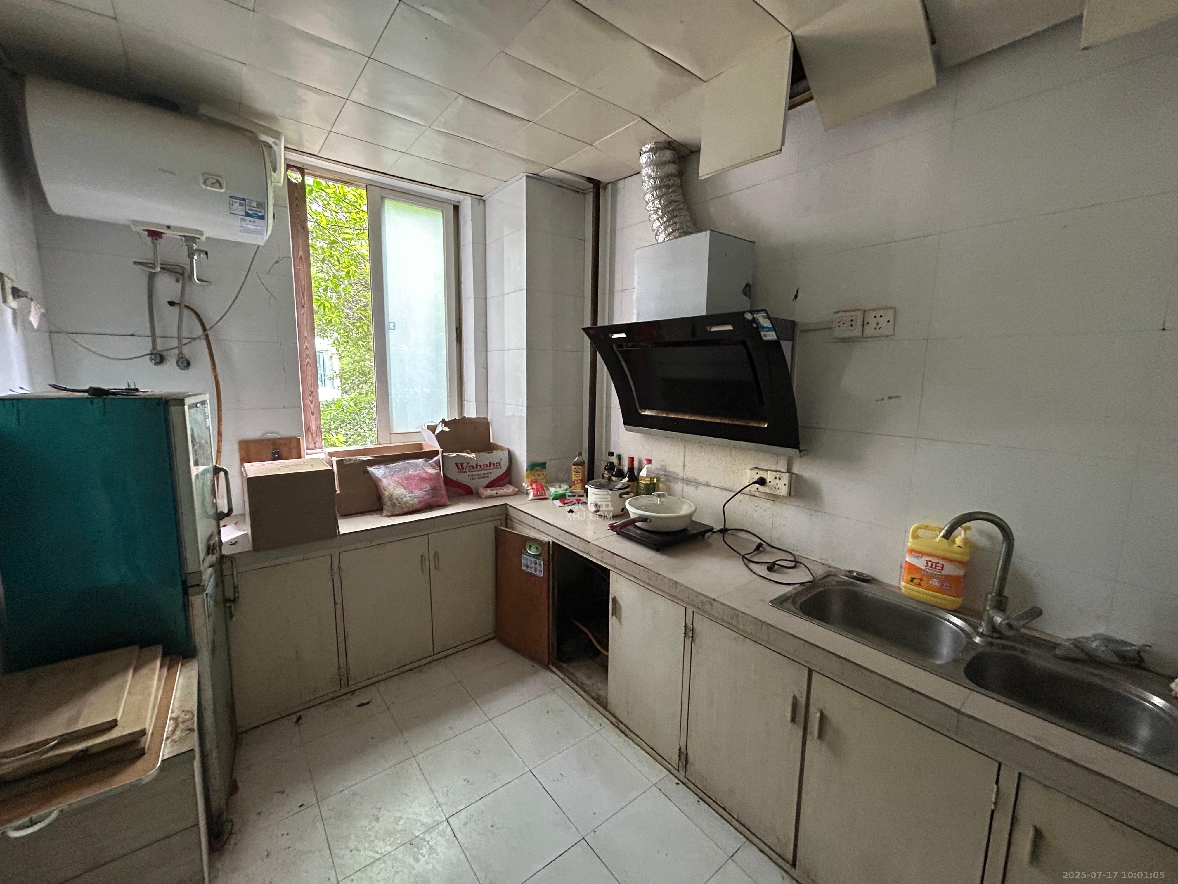 东门壹号家园 1室1厅1卫 800.0元/月 东门壹号家园 1室1厅1卫 800.0元/月室内图