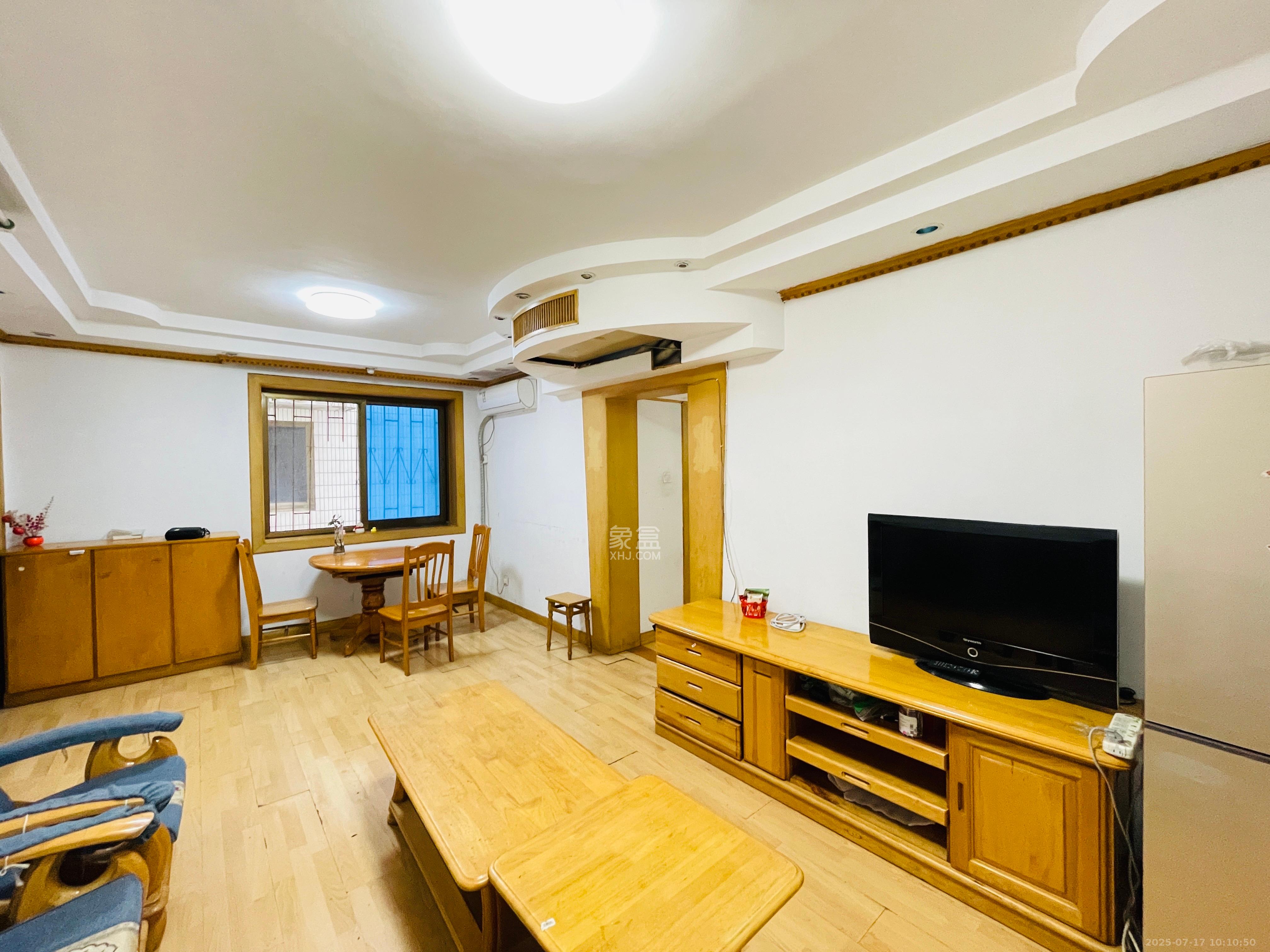 银园公寓(芙蓉区) 3室1厅1卫 2600.0元/月 银园公寓(芙蓉区) 3室1厅1卫 2600.0元/月室内图