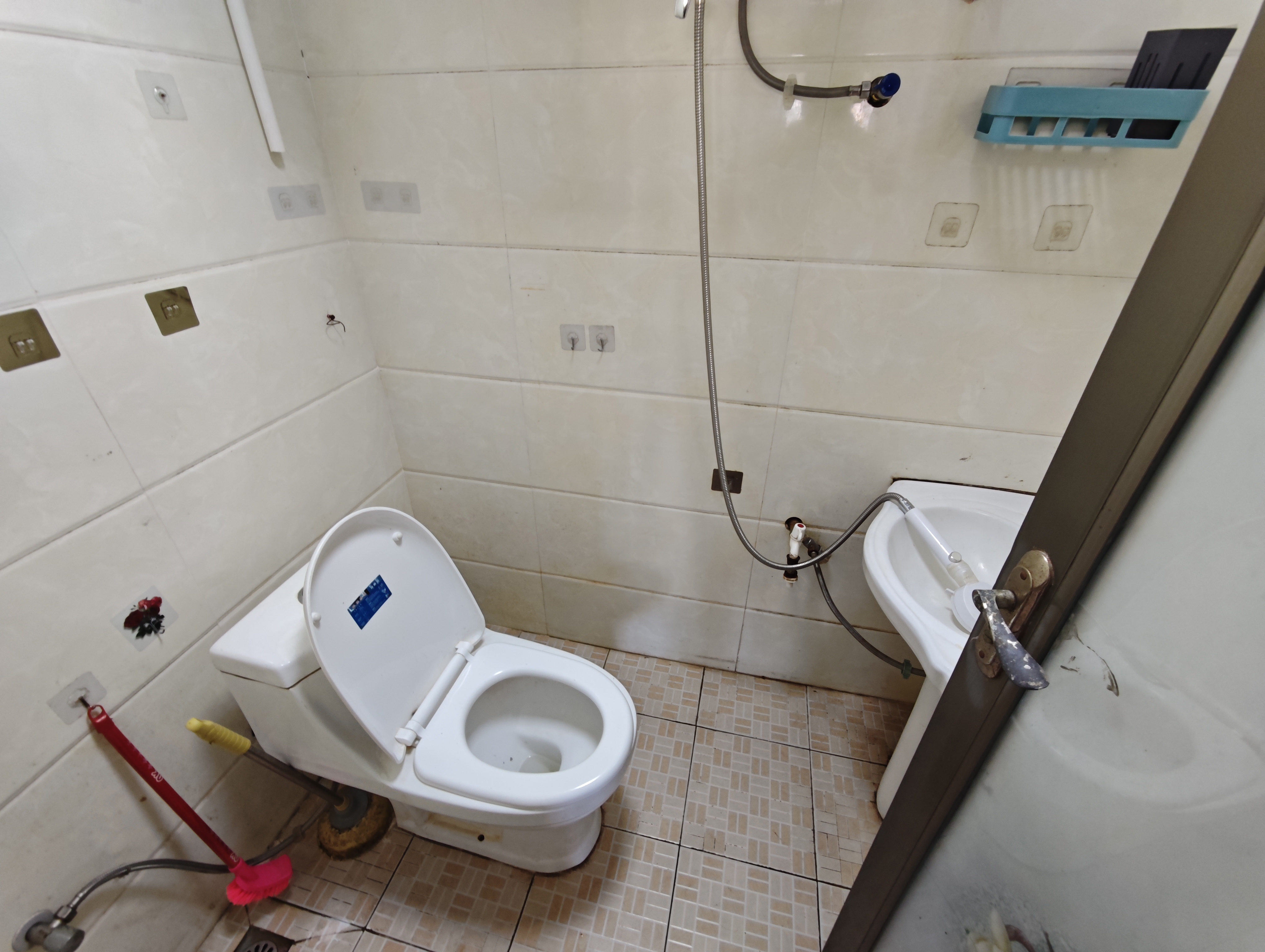 华侨之家  2室2厅1卫   1400.00元/月室内图