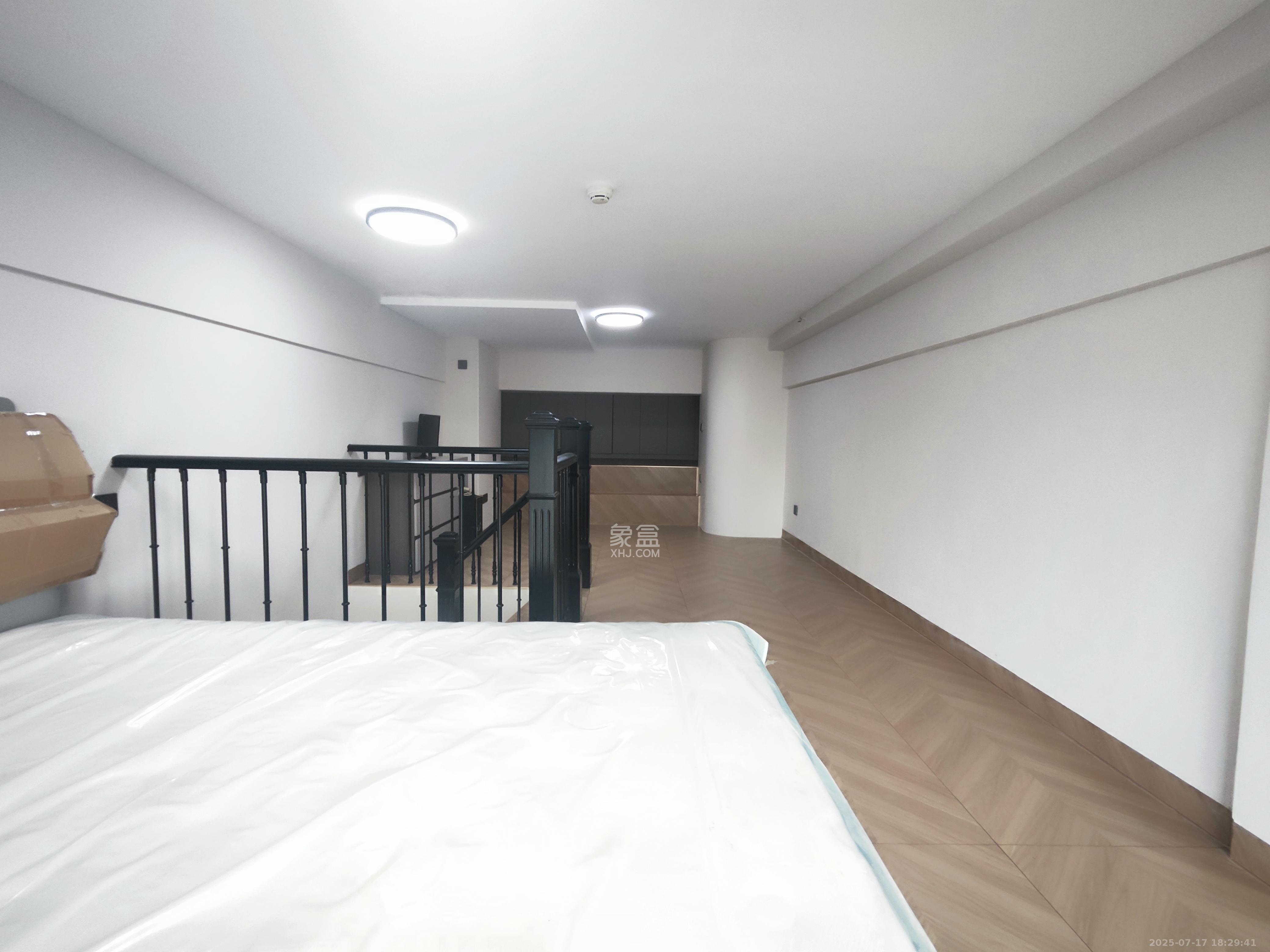 北辰时光里  1室0厅0卫   2200.00元/月室内图