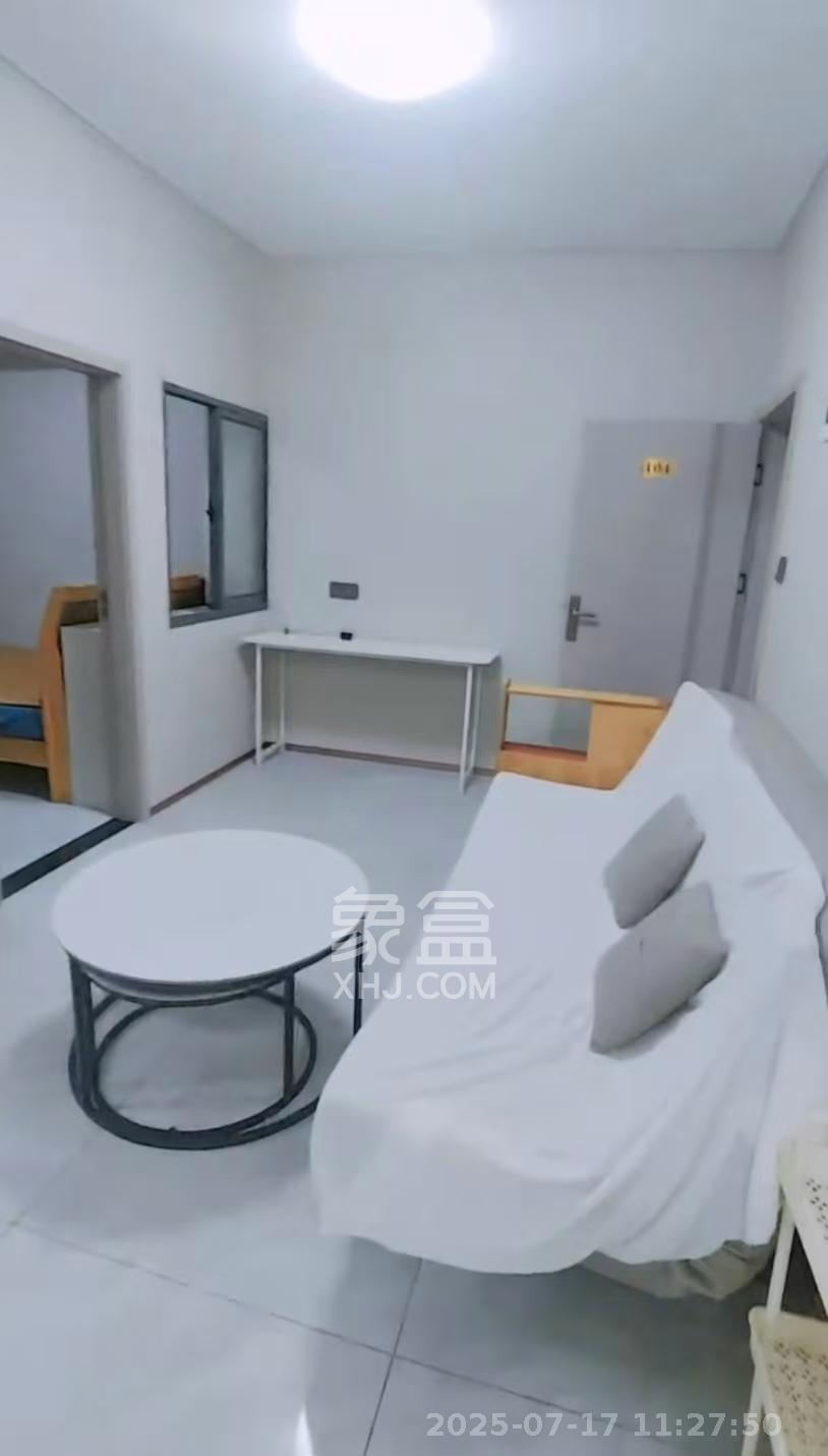 吴家坪散盘 1室0厅1卫 1600.0元/月 吴家坪散盘 1室0厅1卫 1600.0元/月室内图