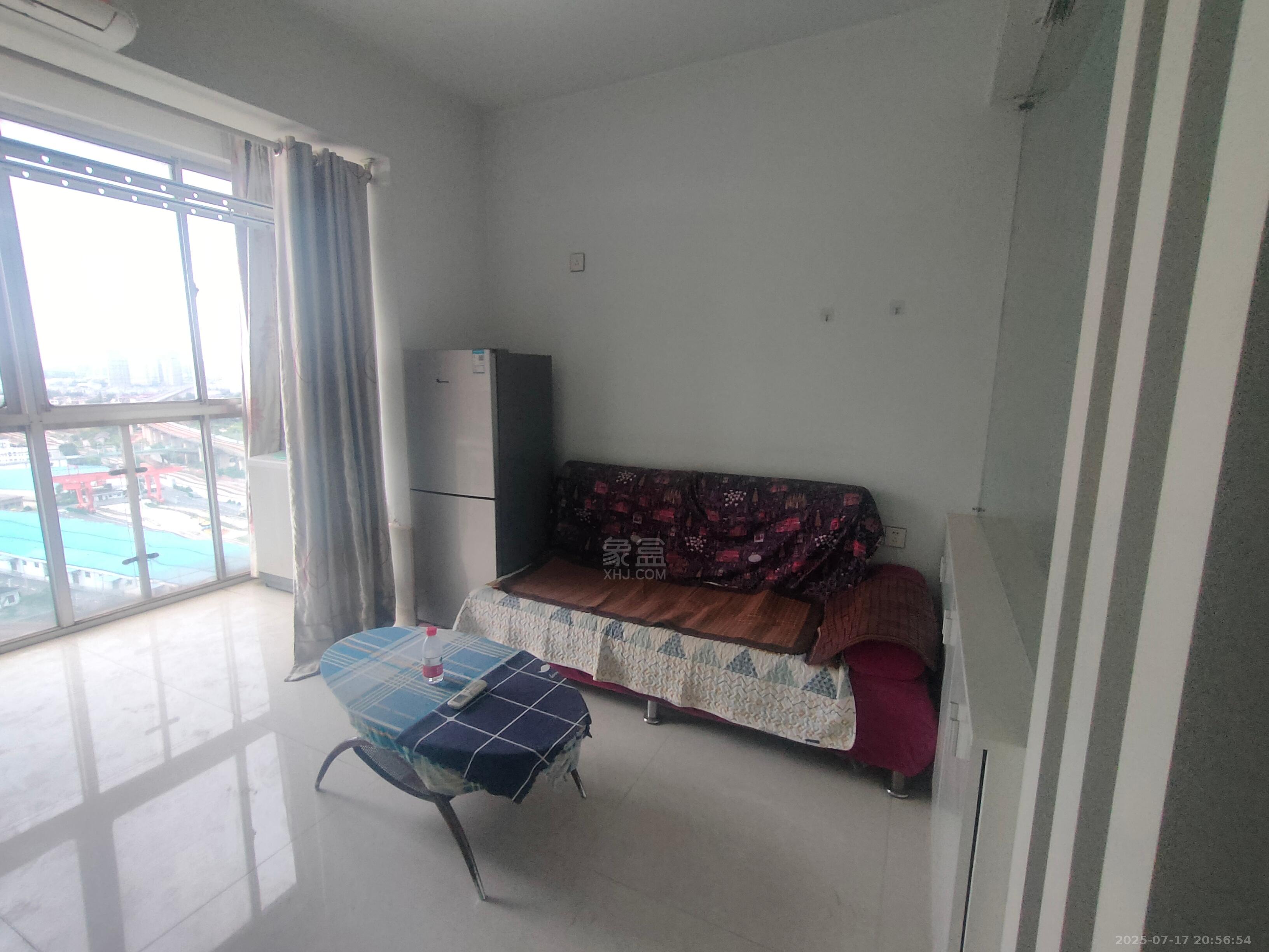 小城故事康逸名城  1室1厅1卫    1100.0元/月 小城故事康逸名城  1室1厅1卫    1100.0元/月室内图