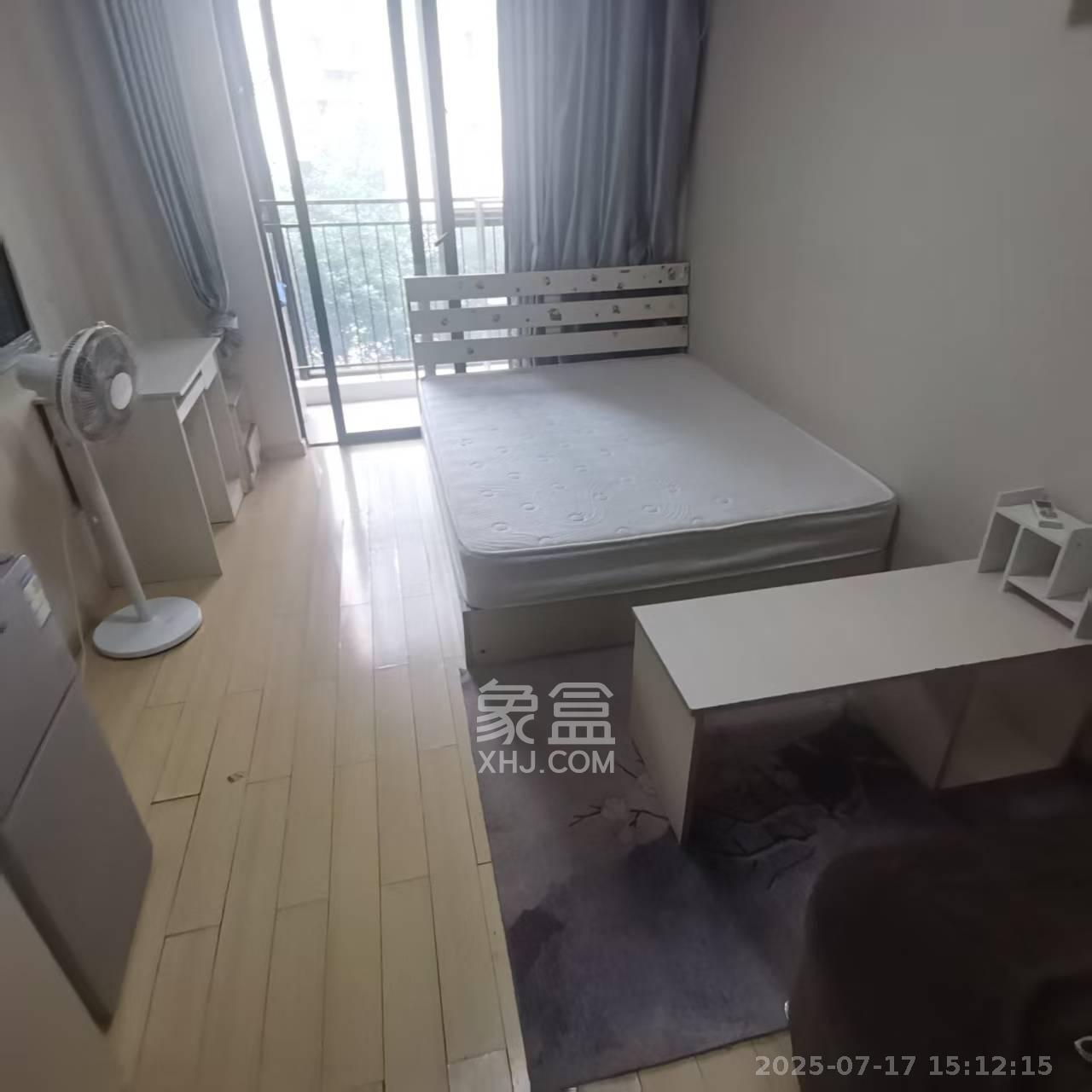 万科金域华府一期  1室1厅1卫   1100.00元/月室内图