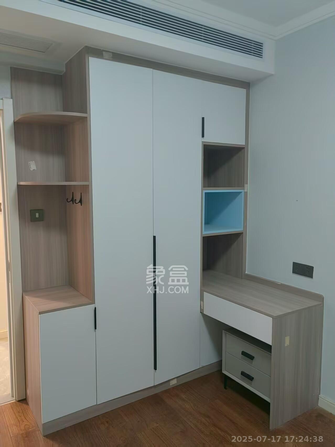 万科金色梦想C区  4室2厅2卫   3800.00元/月室内图