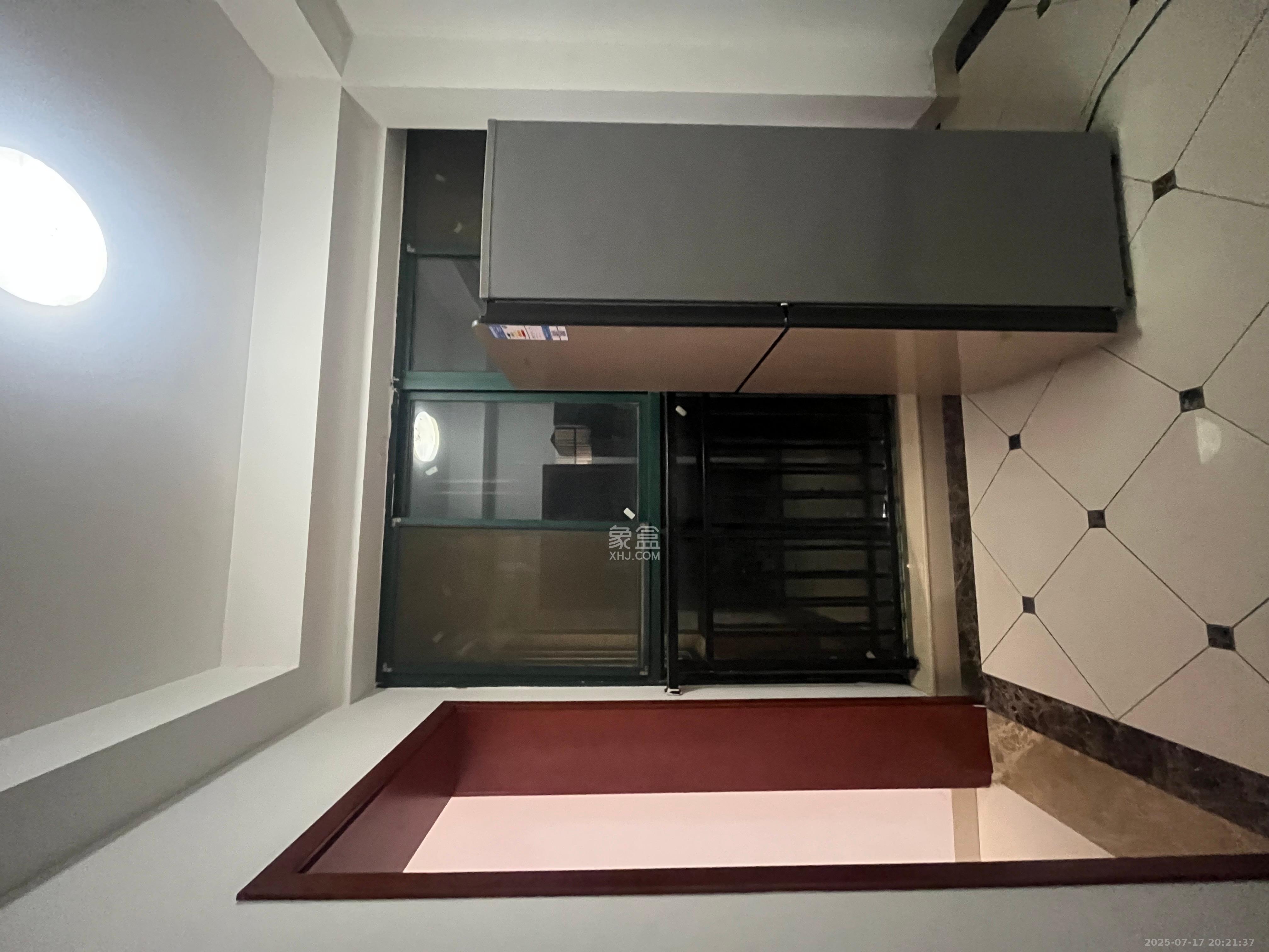 星城荣域  2室2厅2卫   2700.00元/月室内图