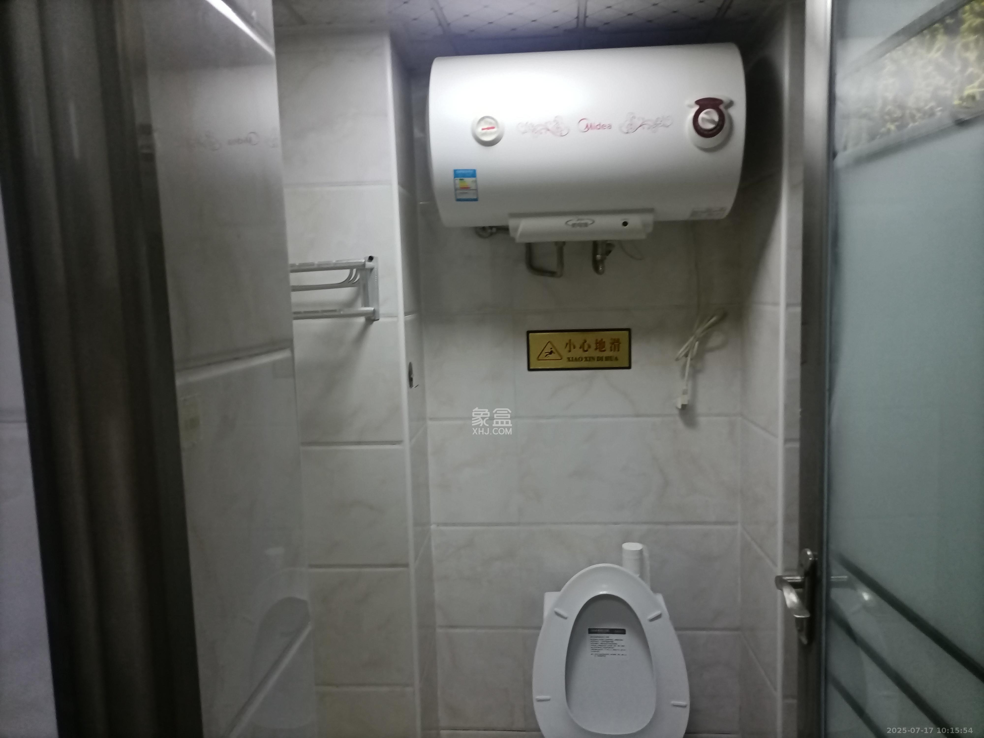 喜盈门范城  1室1厅1卫    1600.0元/月 喜盈门范城  1室1厅1卫    1600.0元/月室内图