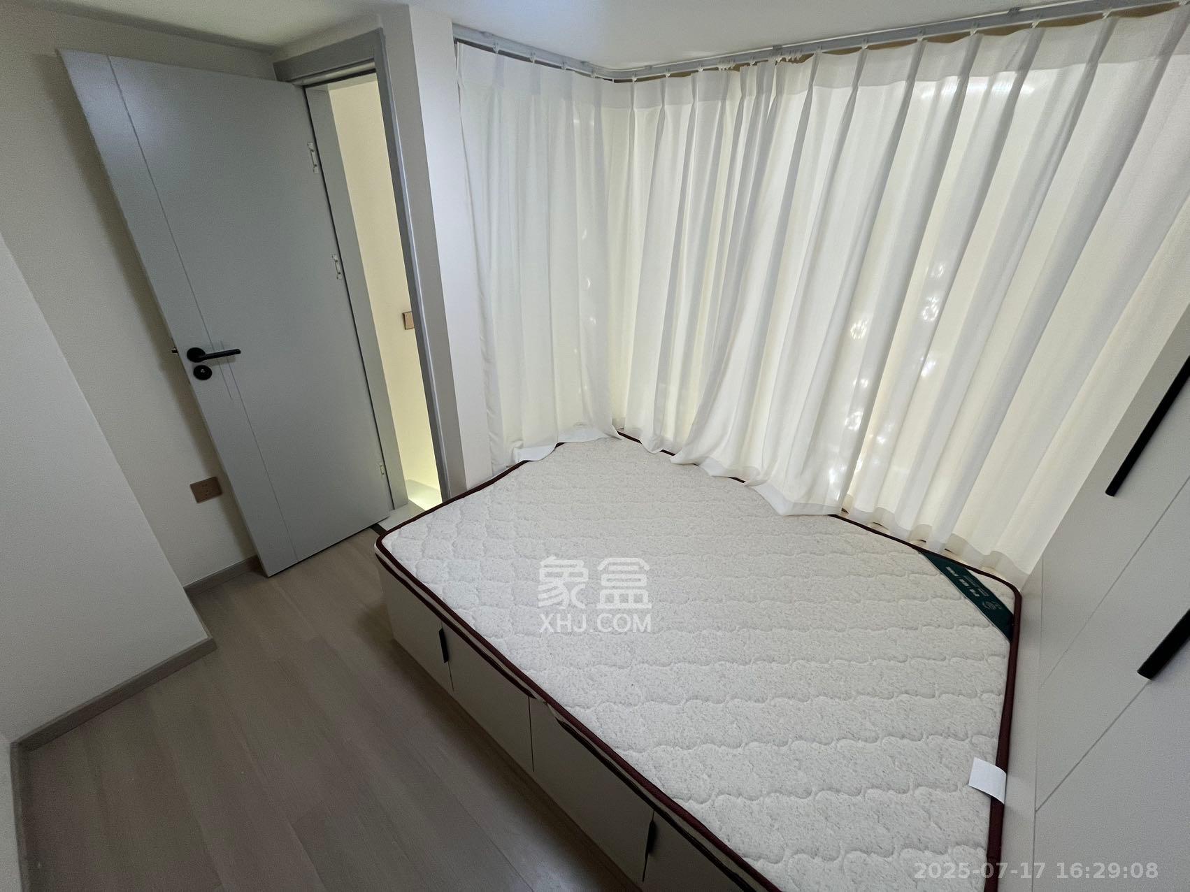卓越伊景寓  2室1厅1卫   2200.00元/月室内图