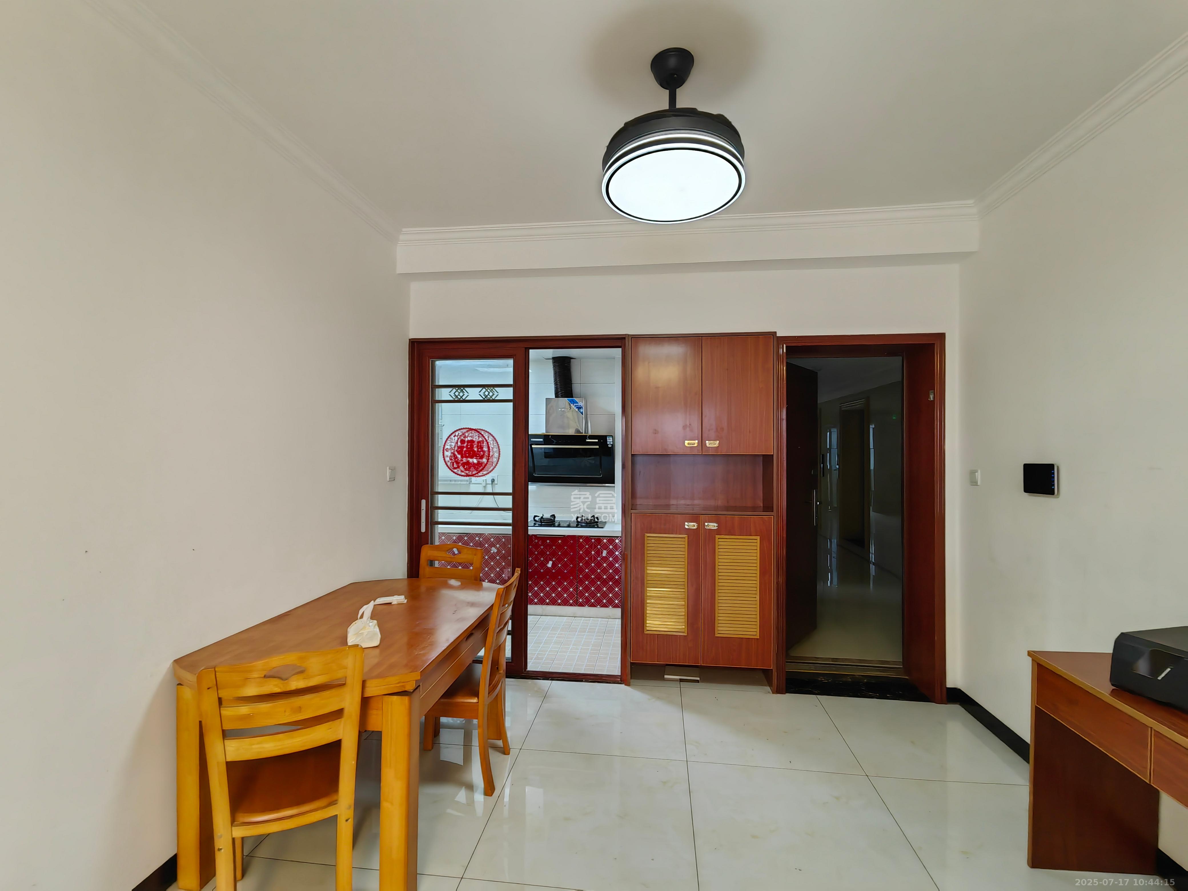 中建梅溪湖中心 3室2厅1卫 2800.0元/月 中建梅溪湖中心 3室2厅1卫 2800.0元/月室内图