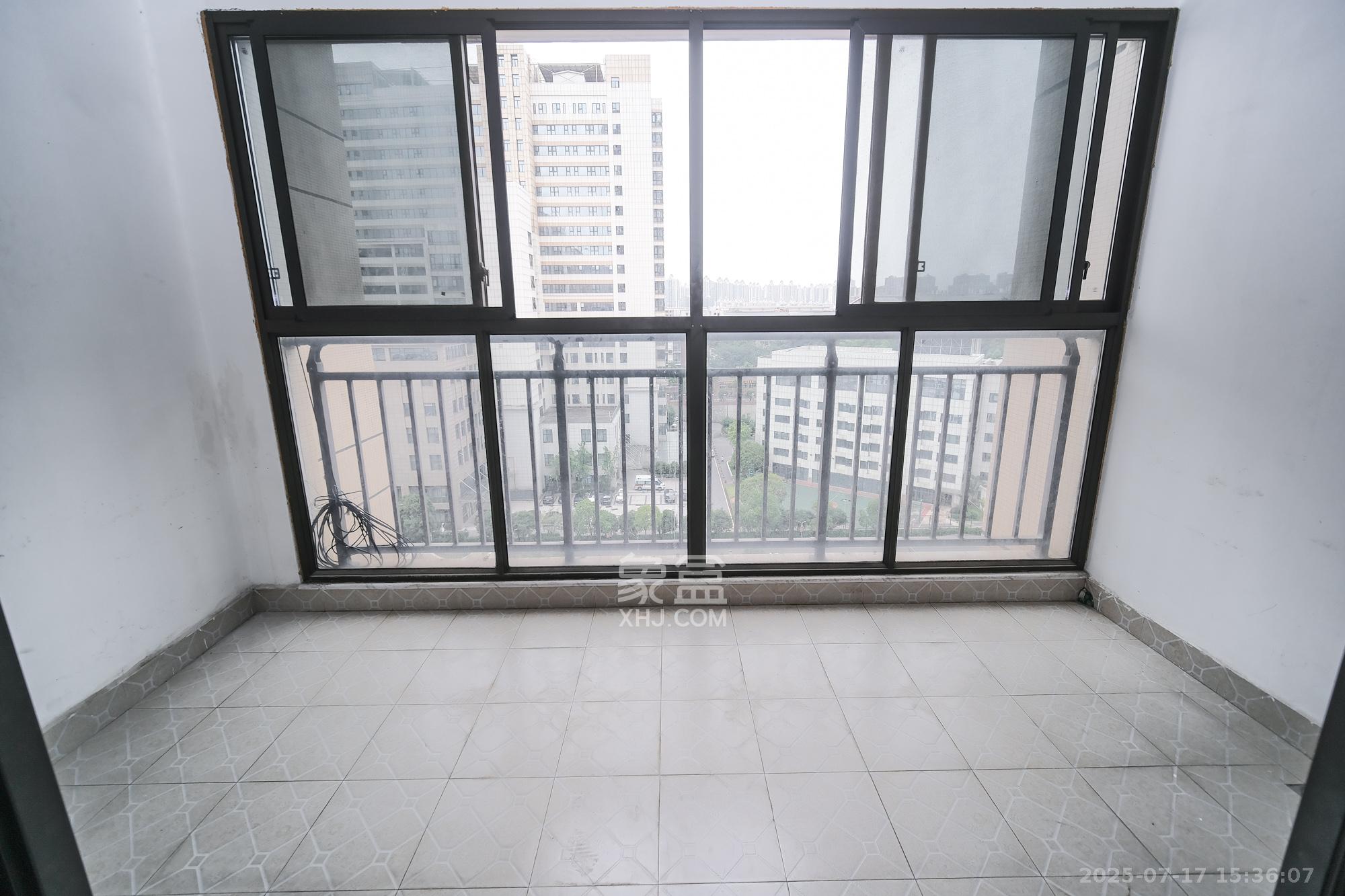 星雅美辰 3室2厅2卫 85.0万 星雅美辰 3室2厅2卫 85.0万阳台