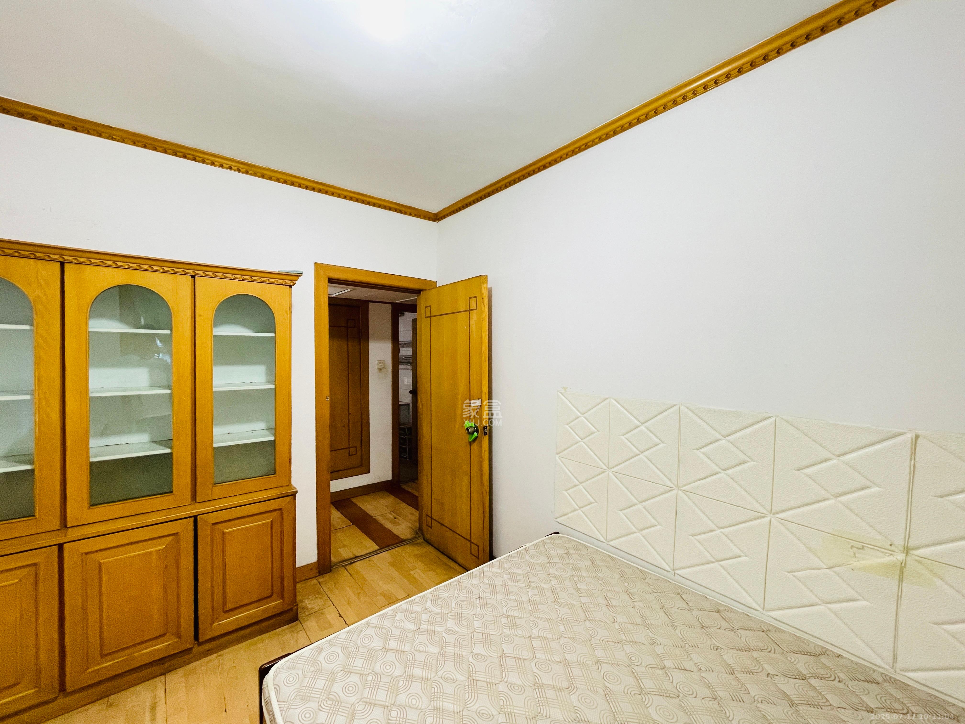 银园公寓(芙蓉区) 3室1厅1卫 2600.0元/月 银园公寓(芙蓉区) 3室1厅1卫 2600.0元/月室内图