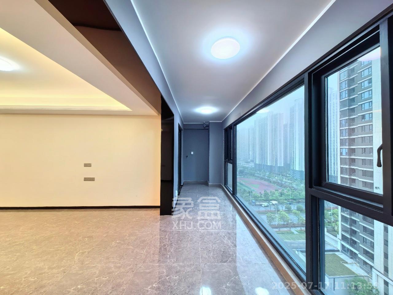 中海阅溪府  5室2厅2卫    4200.0元/月室内图