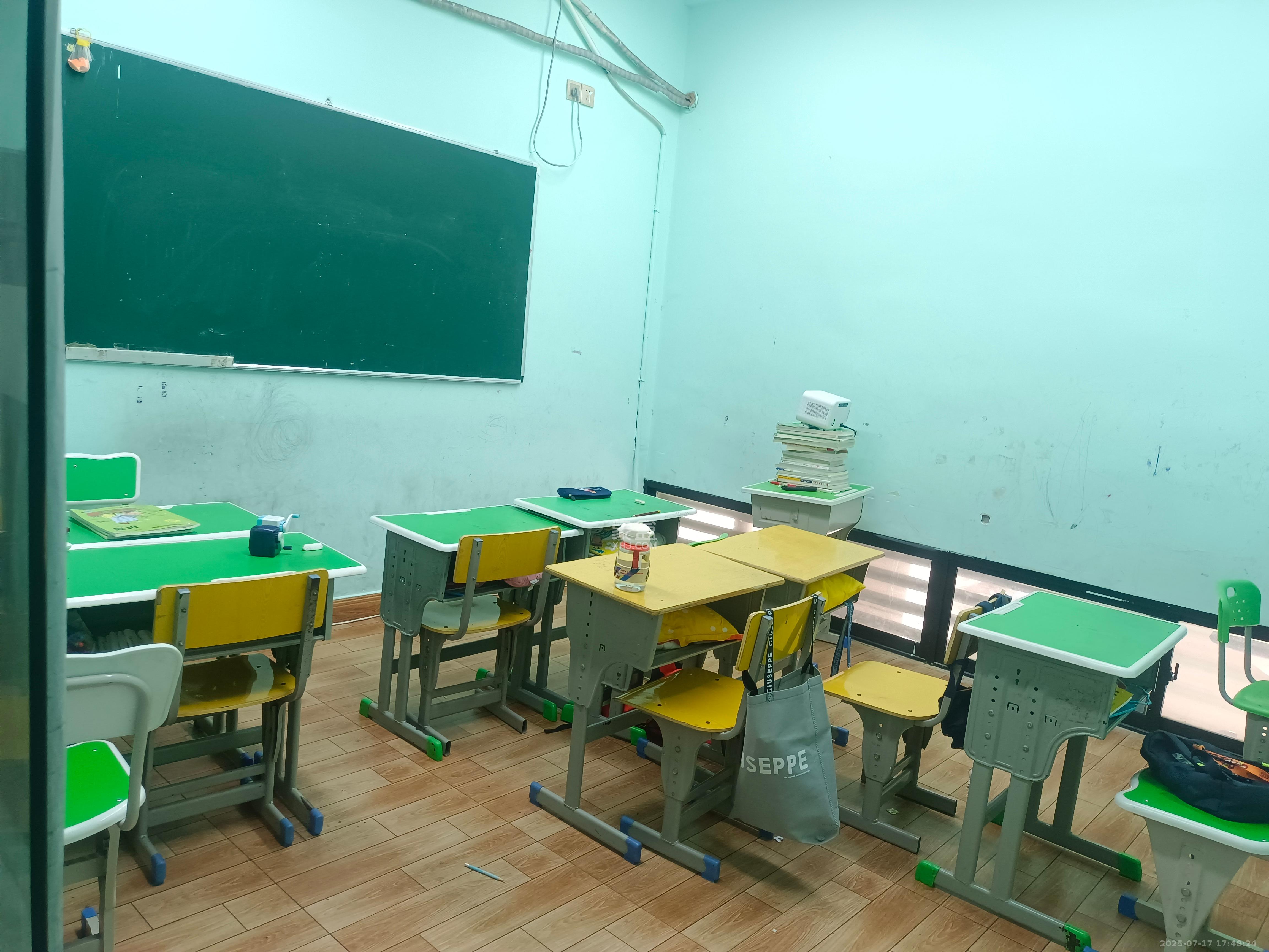 星湖湾一期高层 1室1厅1卫 3000.0元/月 星湖湾一期高层 1室1厅1卫 3000.0元/月室内图