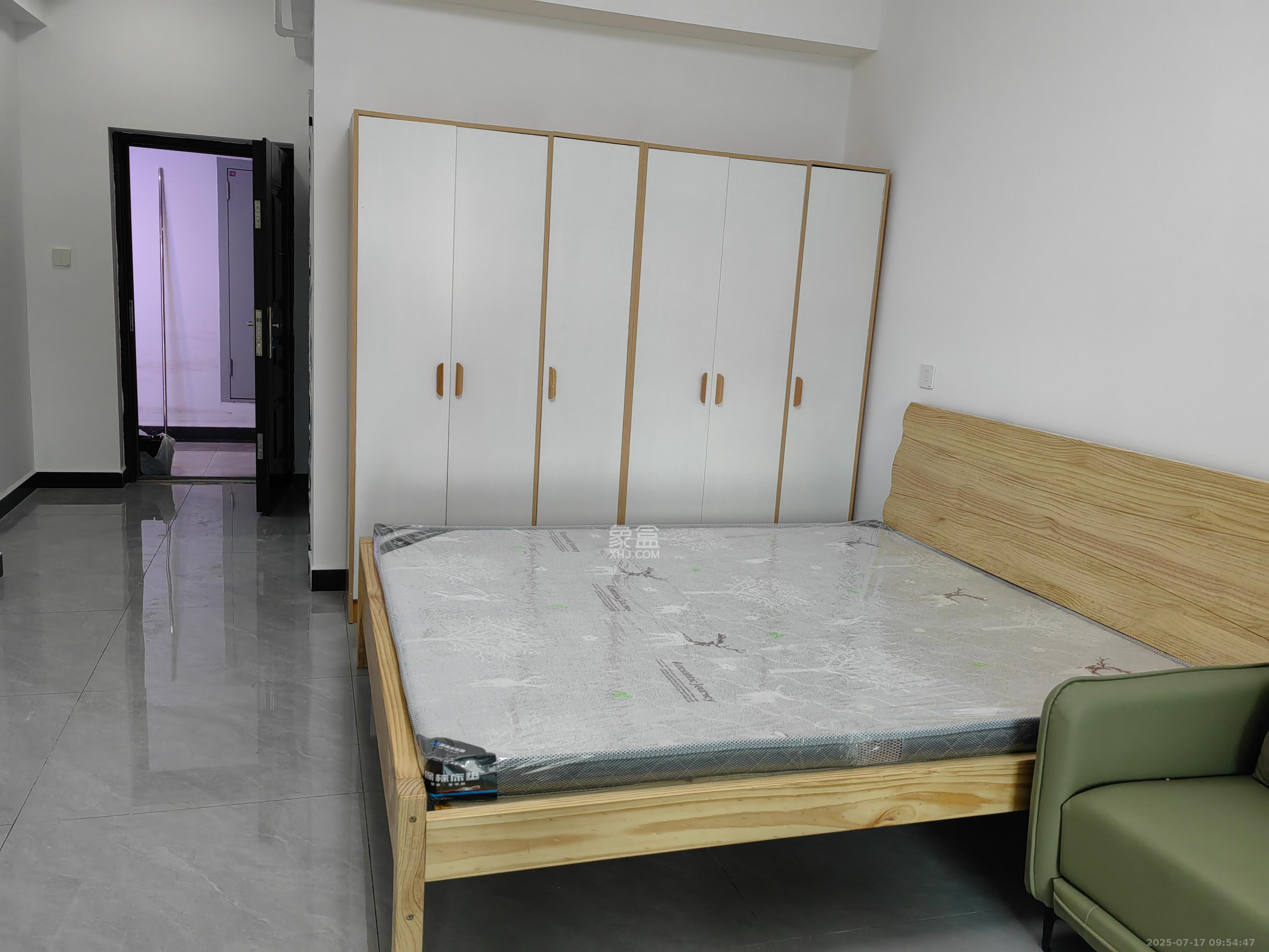 中建嘉和城  1室1厅1卫   1600.00元/月