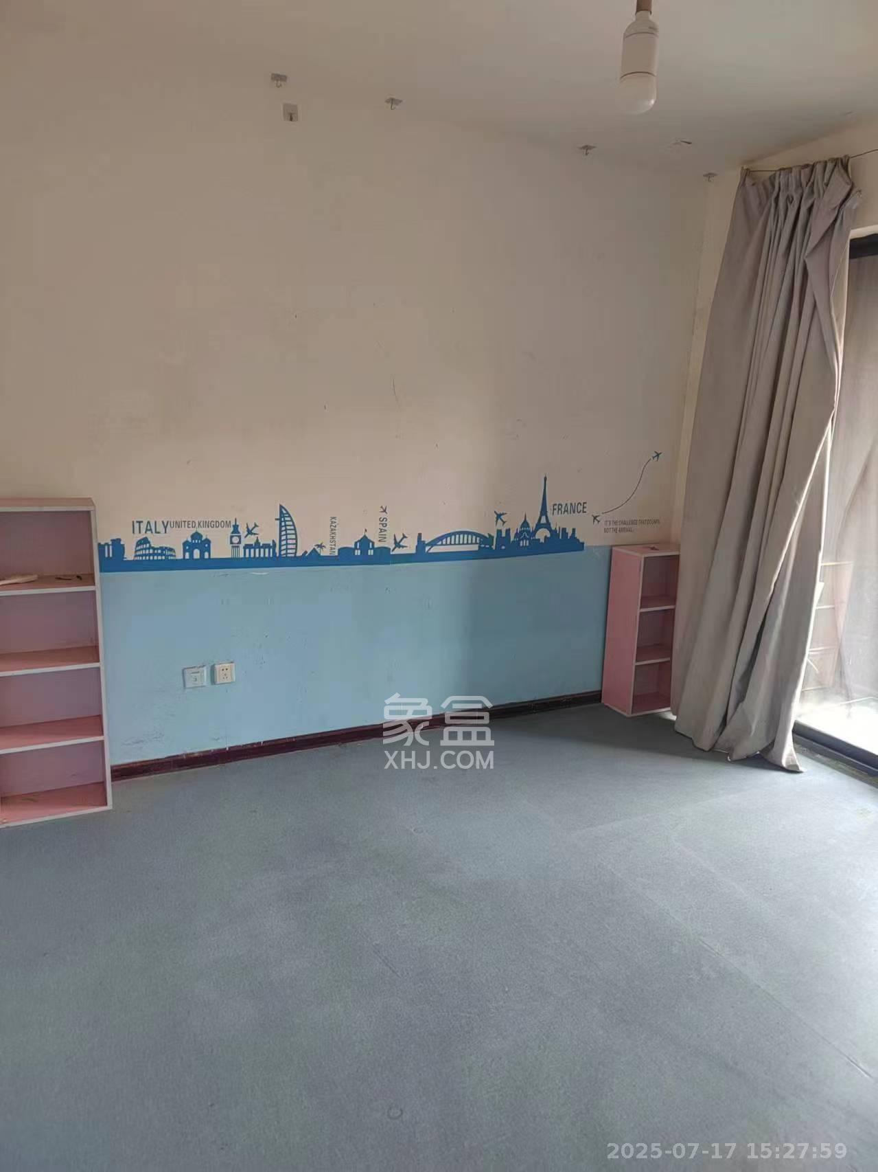 中海梅溪湖壹号  3室2厅1卫   2800.00元/月室内图