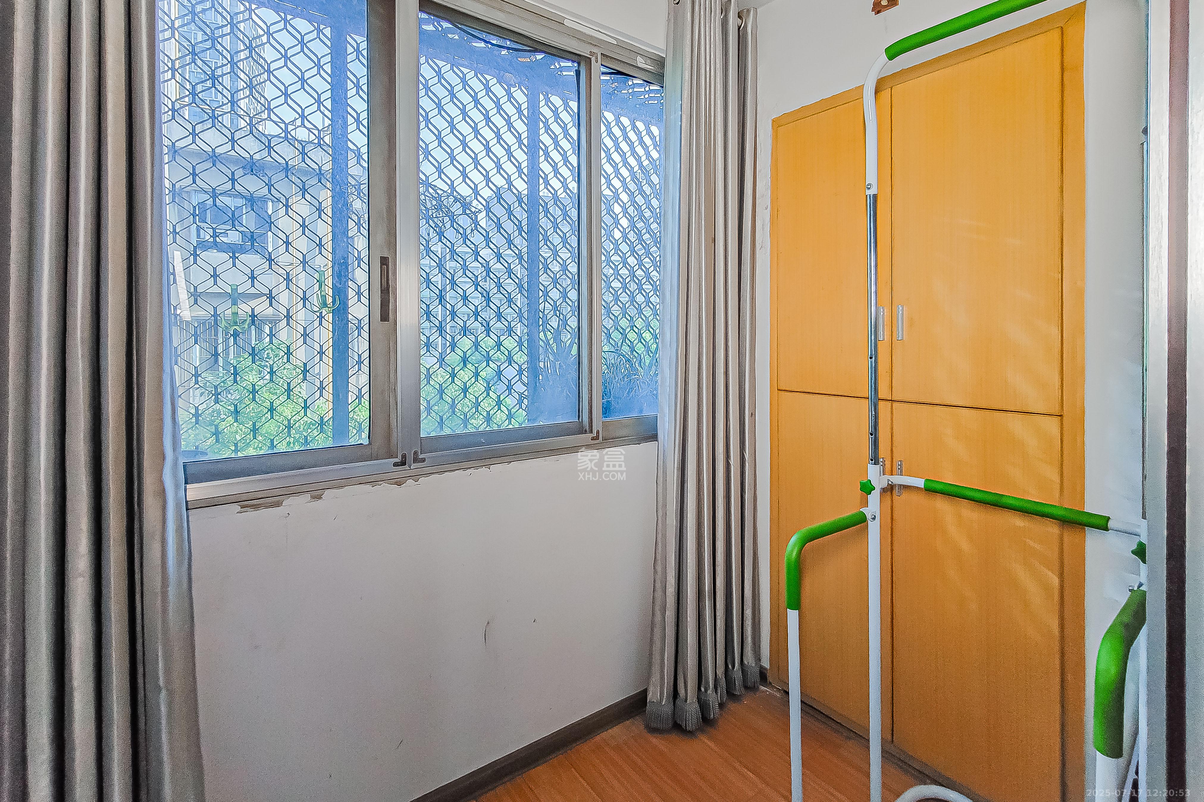 省水院宿舍  2室1厅1卫    75.0万阳台