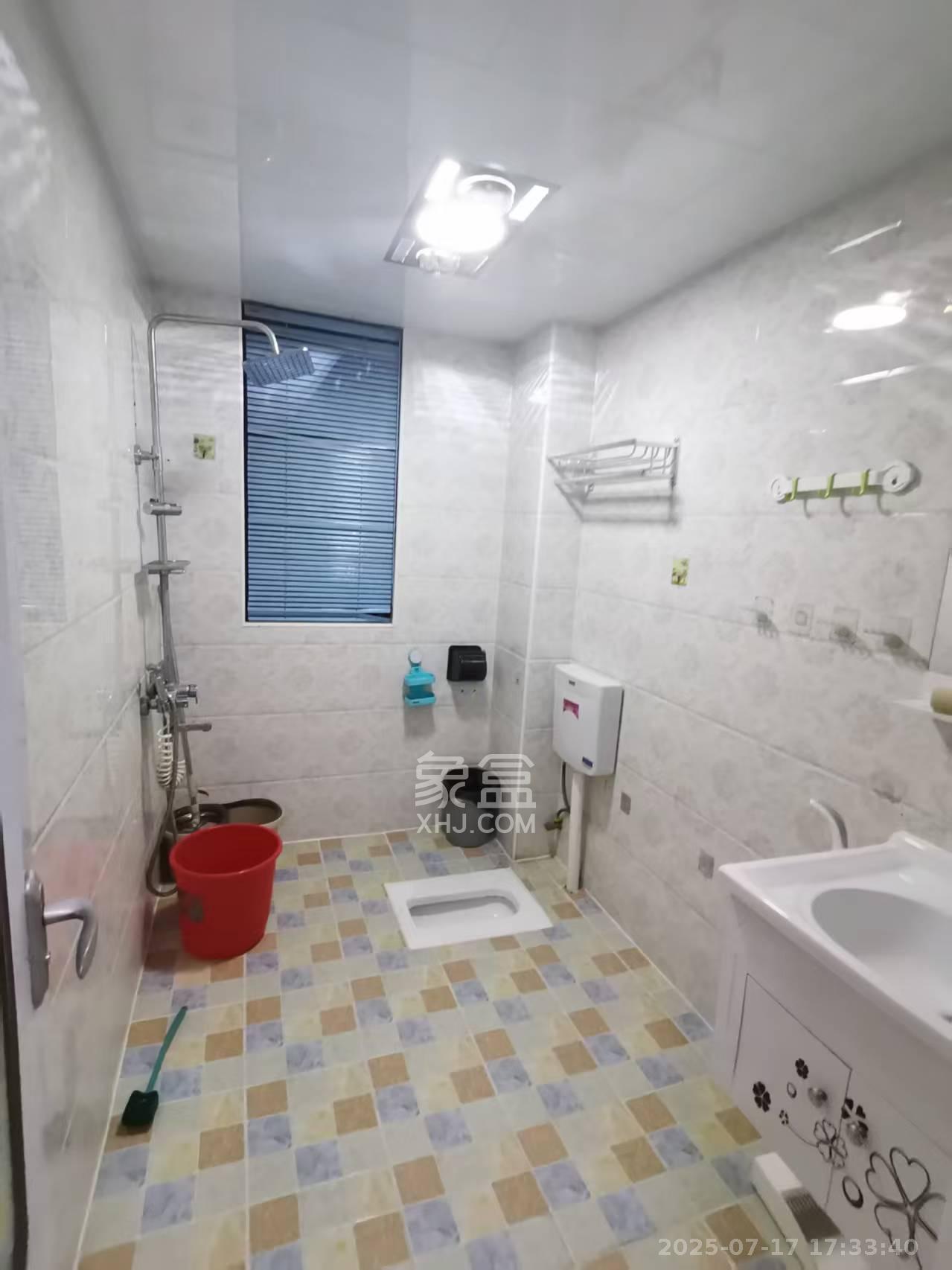 中海梅溪湖壹号 3室2厅2卫 2800.0元/月 中海梅溪湖壹号 3室2厅2卫 2800.0元/月室内图