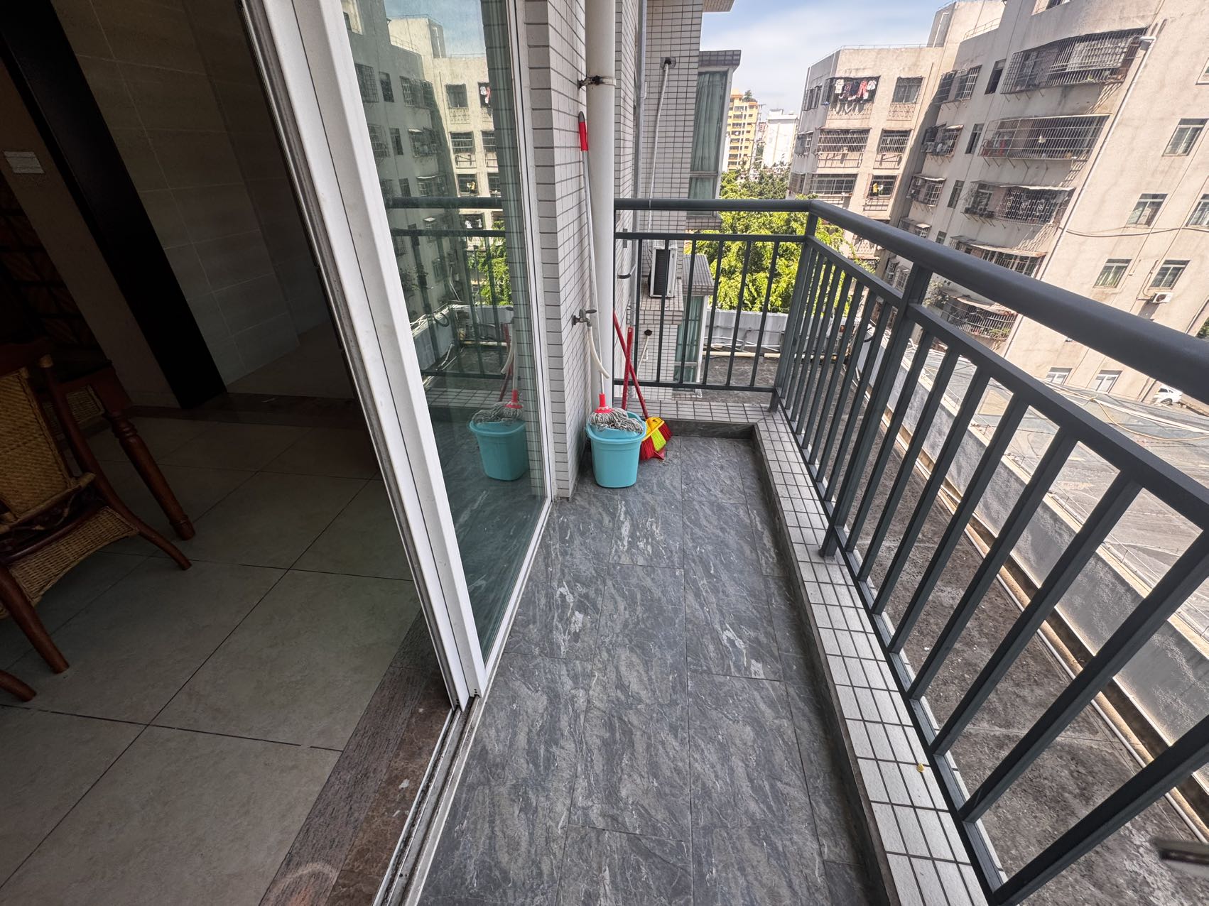 展兴颐龙名居  3室2厅2卫   179.00万室内图