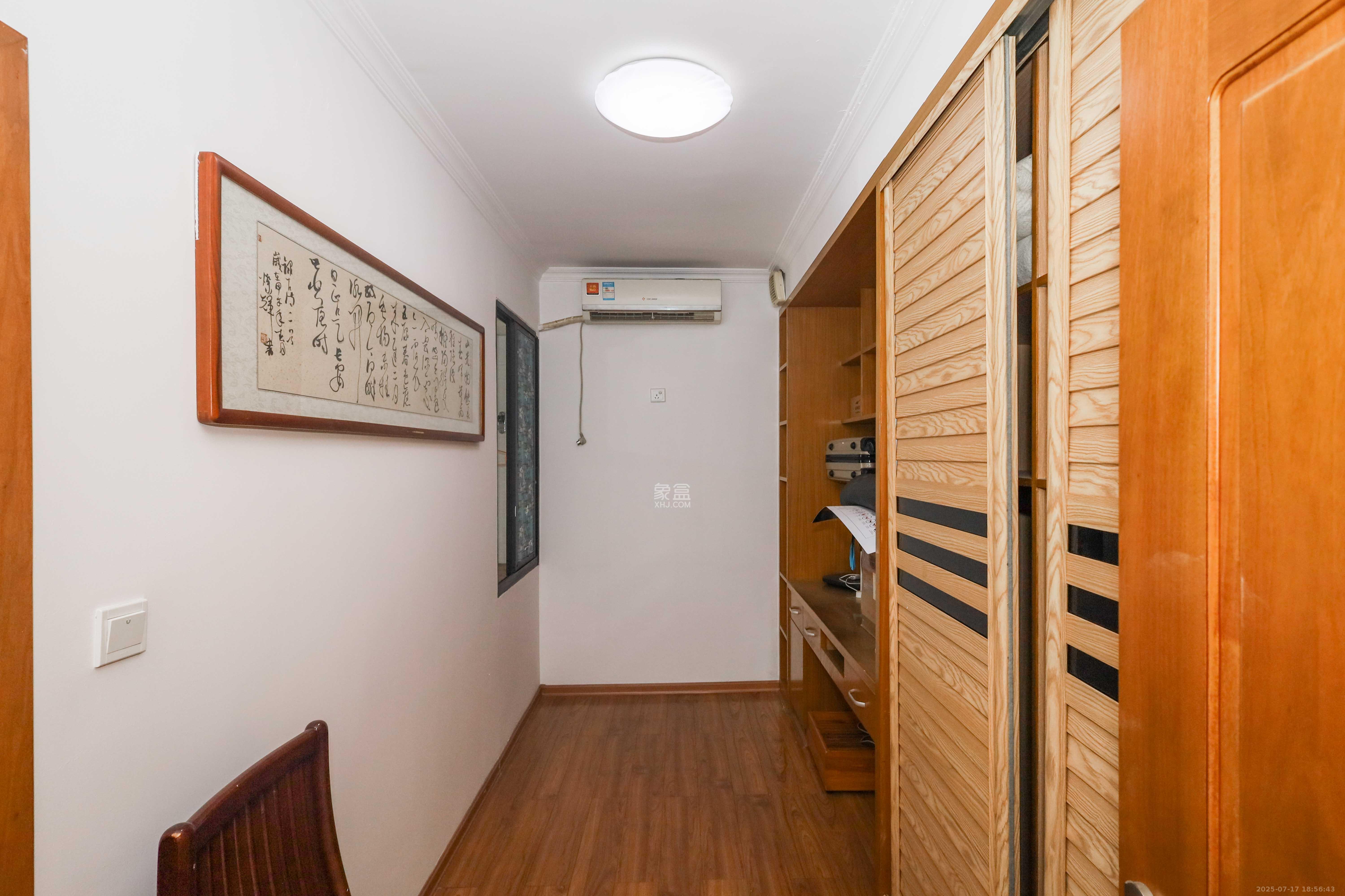 保利麓谷林语E区  4室2厅2卫    91.8万 保利麓谷林语E区  4室2厅2卫    91.8万卧室