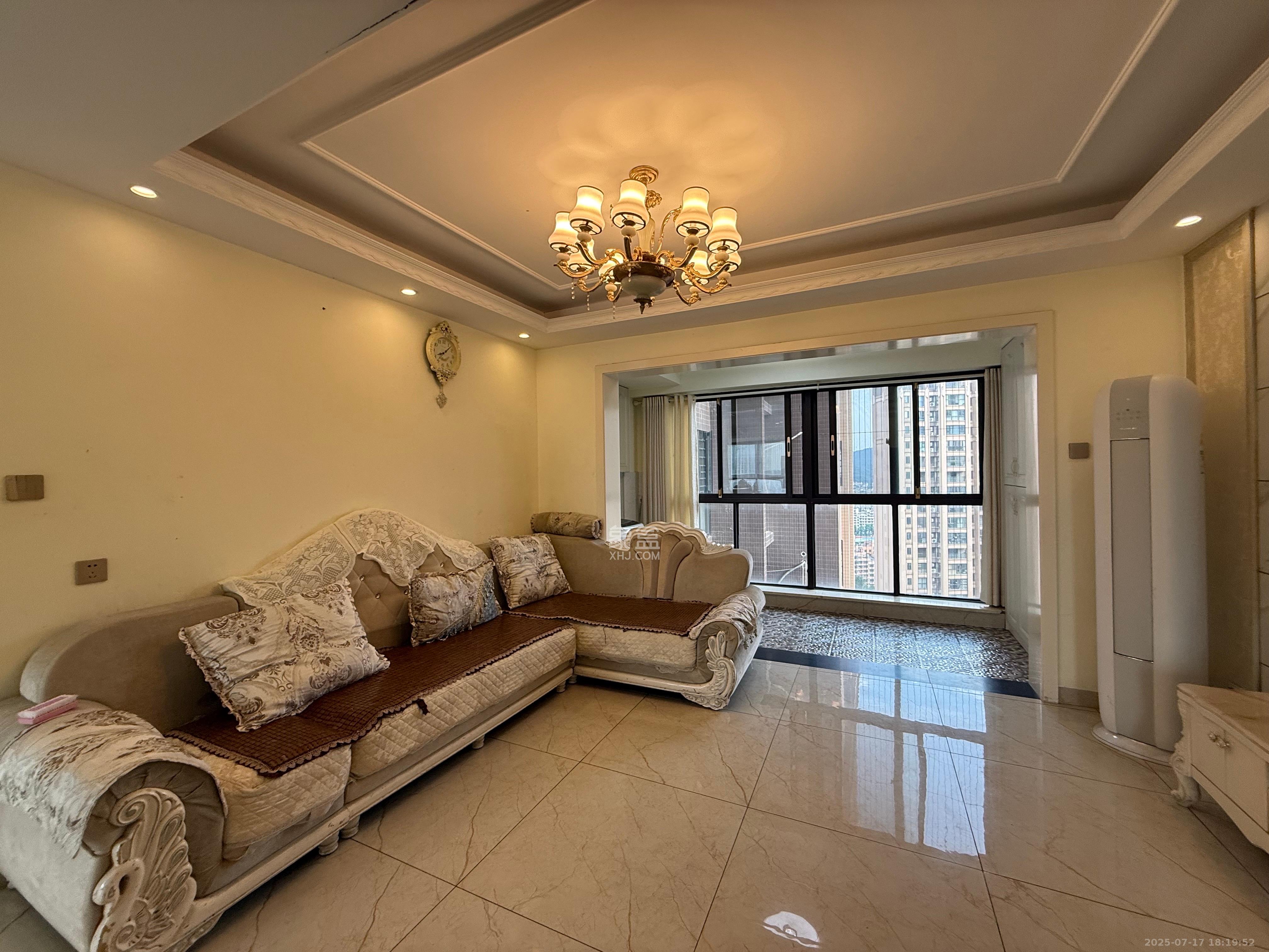 润和又一城 1室0厅0卫 2500.0元/月 润和又一城 1室0厅0卫 2500.0元/月室内图