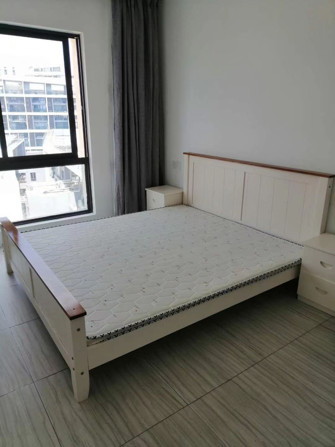 保利中央海岸一二期  3室2厅2卫   3500.00元/月室内图