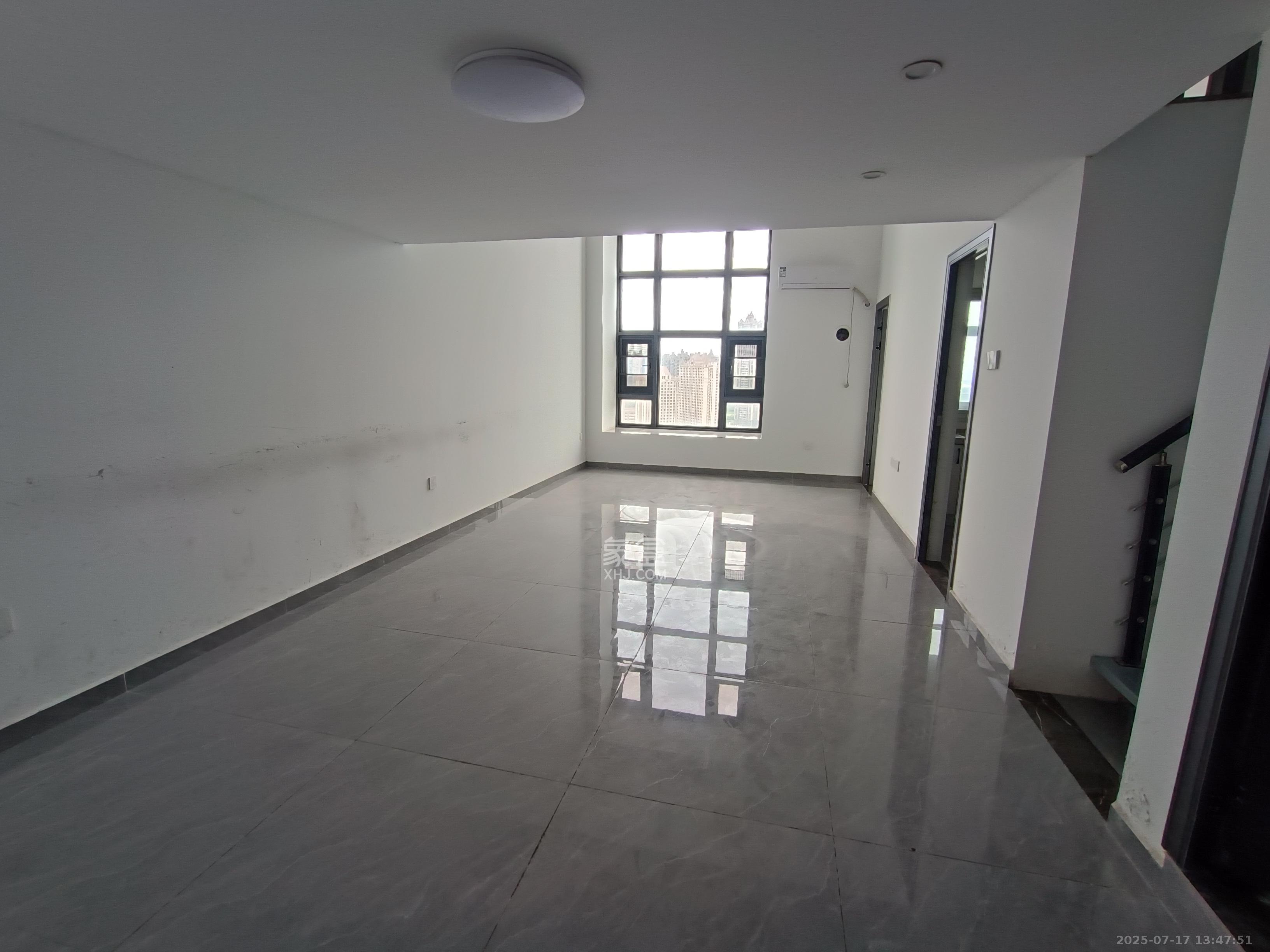 恒大御景半岛锦绣苑  2室1厅1卫    2700.0元/月 恒大御景半岛锦绣苑  2室1厅1卫    2700.0元/月