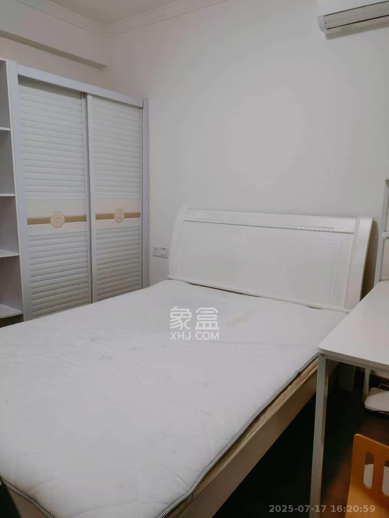 万科里梅溪郡  4室2厅2卫   3800.00元/月室内图