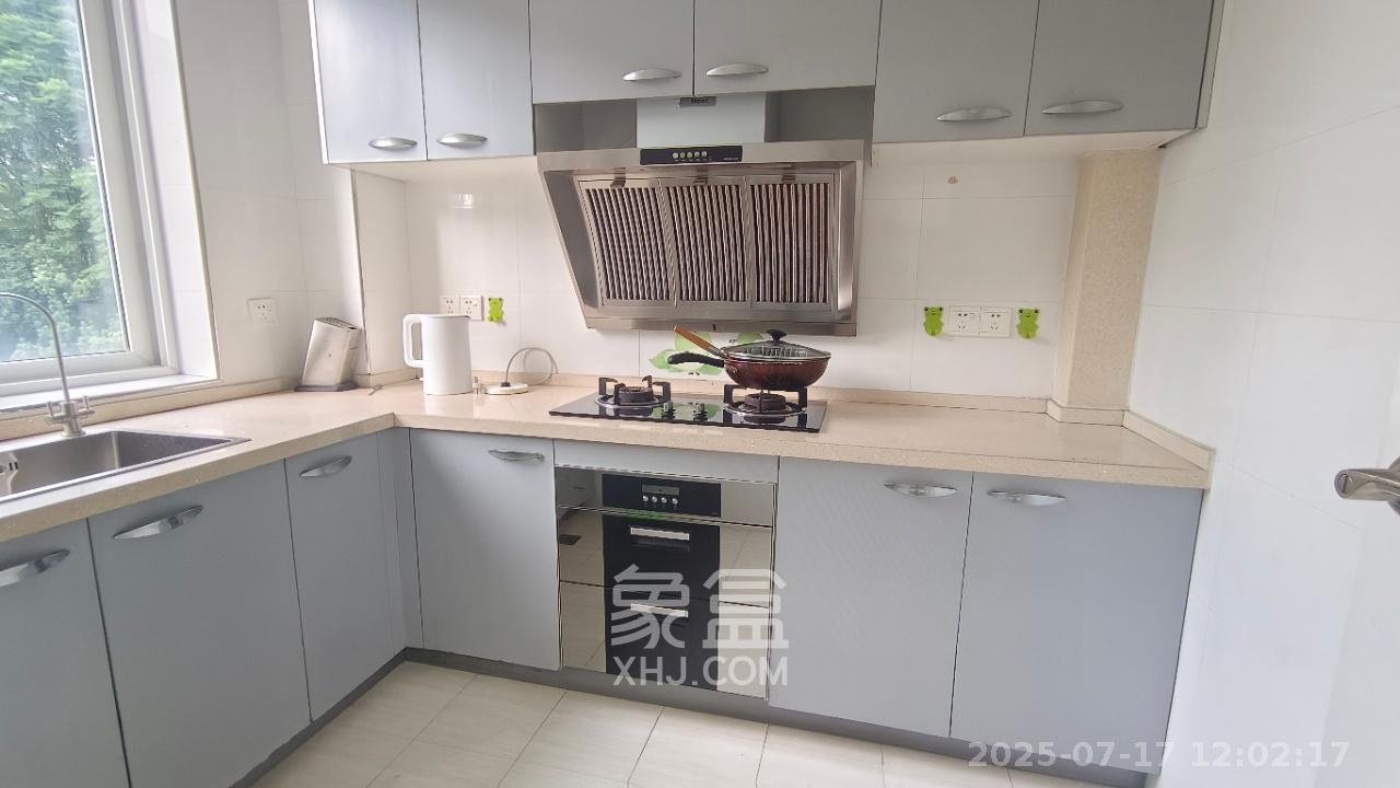 山语城一期  3室2厅1卫    2500.0元/月 山语城一期  3室2厅1卫    2500.0元/月室内图