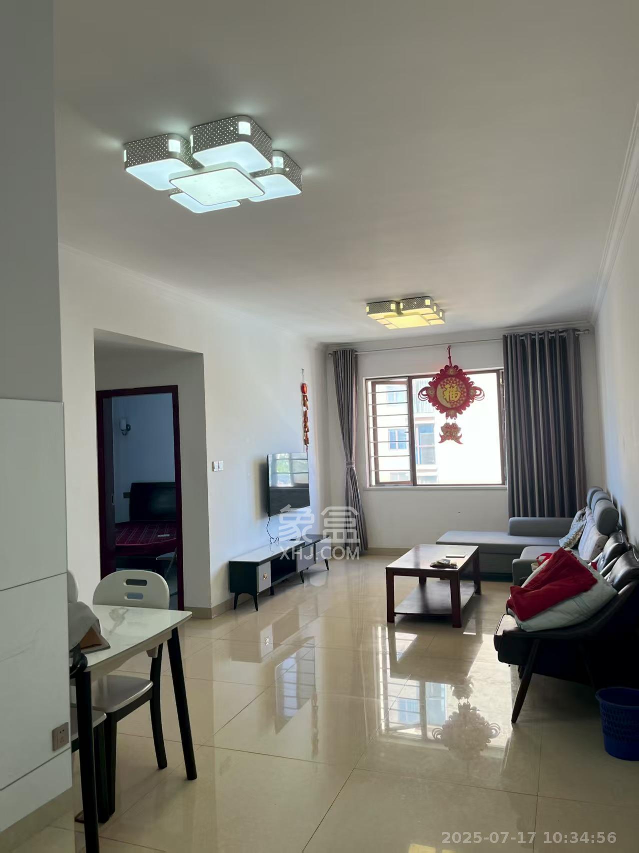 万里时代 2室2厅1卫 2200.0元/月 万里时代 2室2厅1卫 2200.0元/月室内图