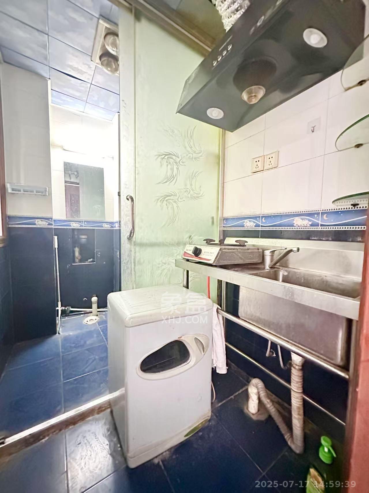 四季美景一、二期 1室1厅1卫 900.0元/月 四季美景一、二期 1室1厅1卫 900.0元/月室内图