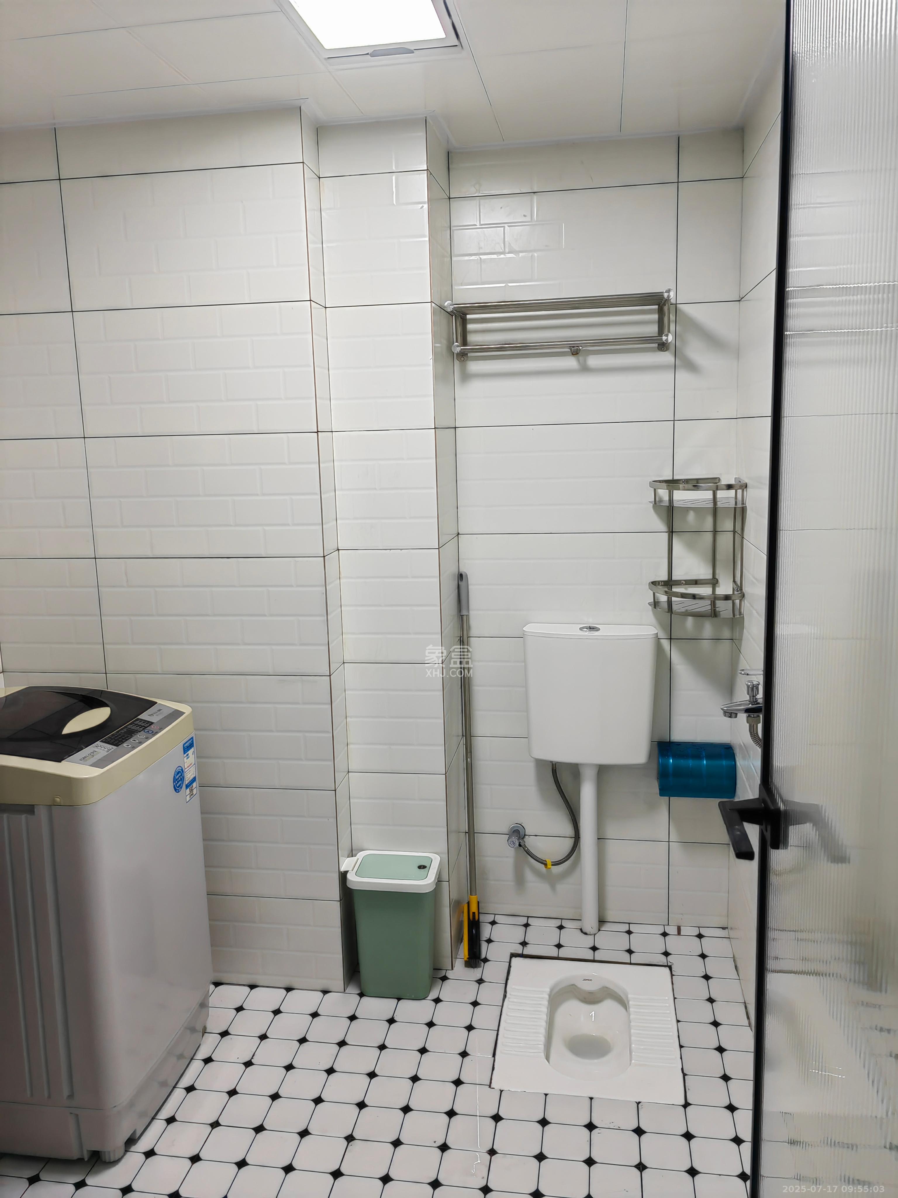 中建嘉和城  1室1厅1卫   1600.00元/月室内图