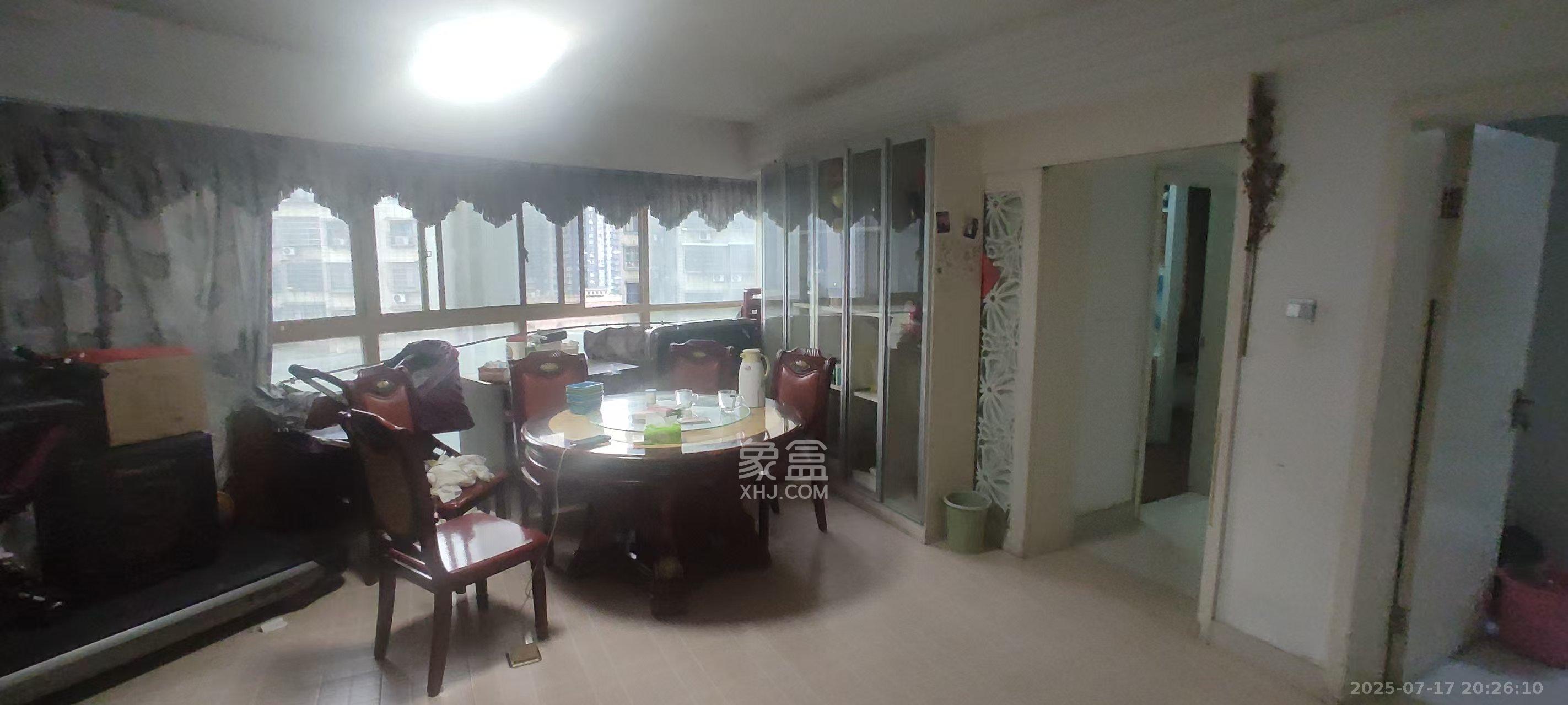 天健芙蓉盛世一期 4室2厅2卫 4000.0元/月 天健芙蓉盛世一期 4室2厅2卫 4000.0元/月室内图