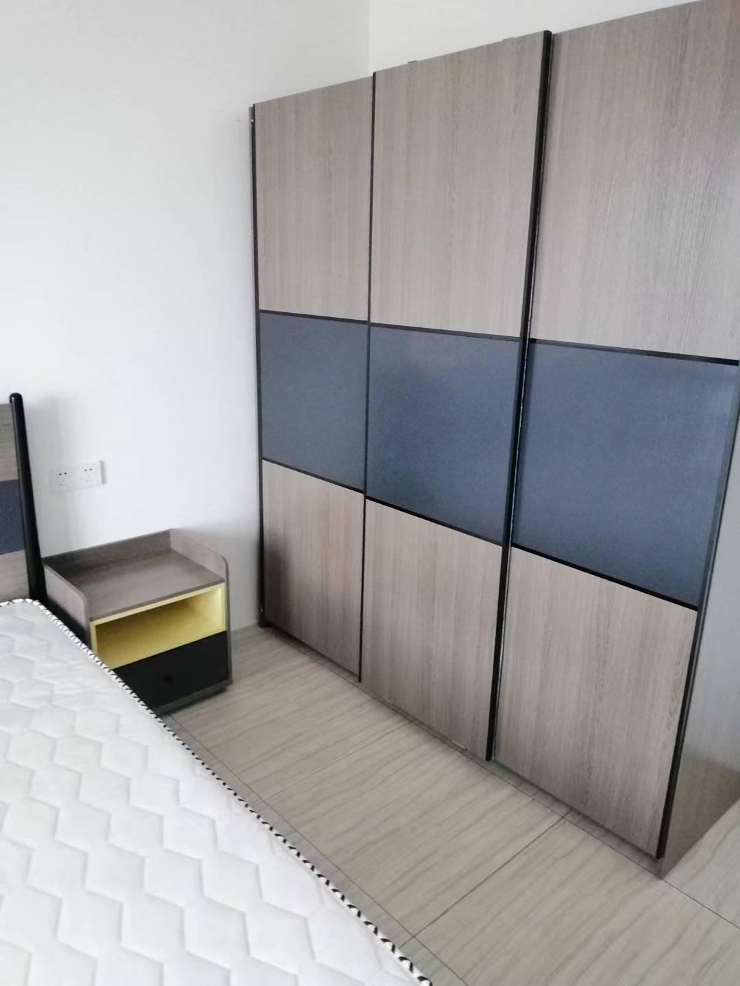 保利中央海岸一二期  3室2厅2卫   3500.00元/月室内图1