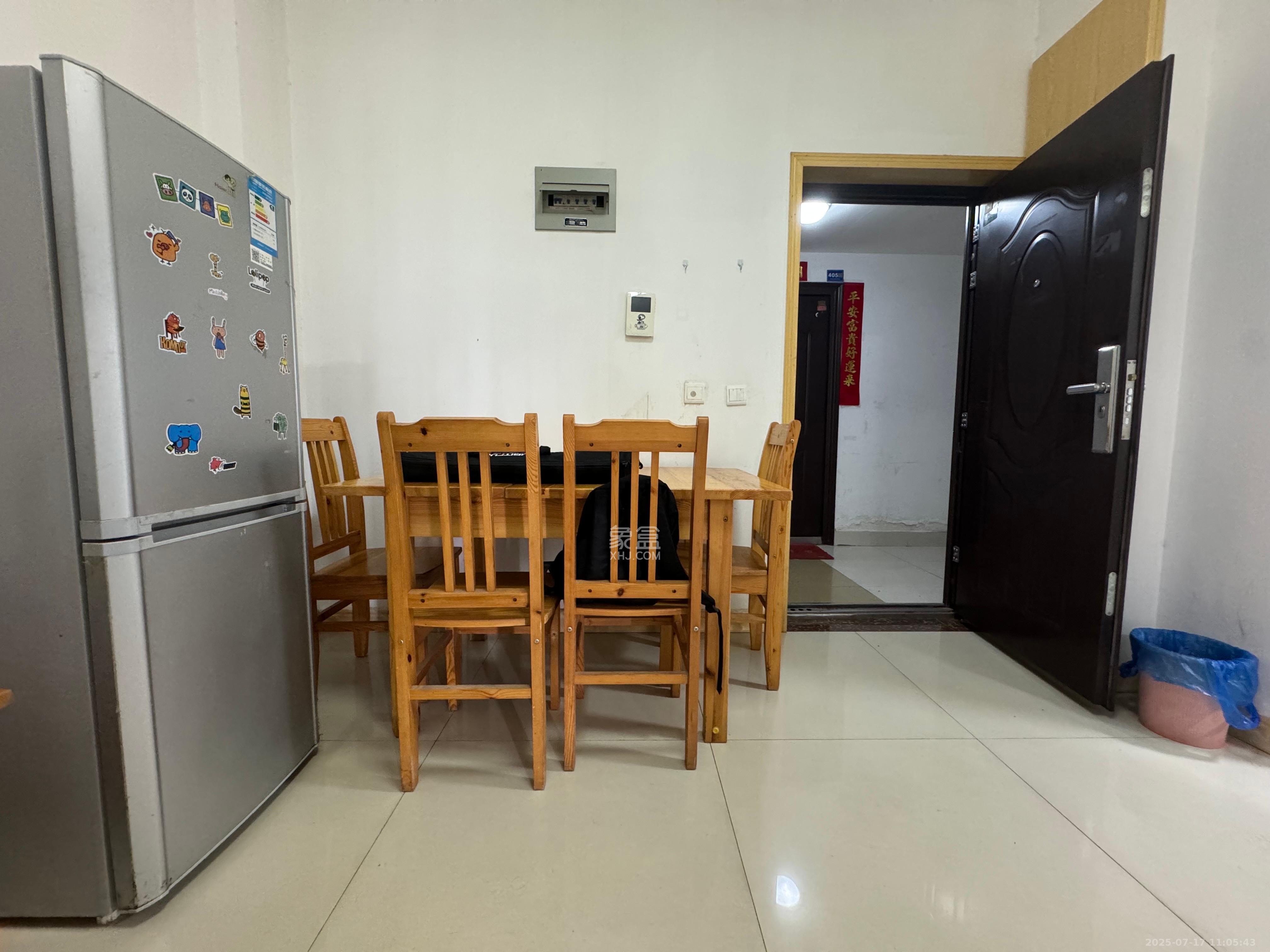 万国城(当代满庭春MOMA)三期 1室1厅1卫 1600.0元/月 万国城(当代满庭春MOMA)三期 1室1厅1卫 1600.0元/月室内图